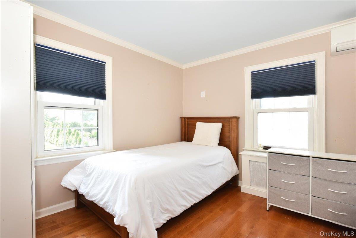 19346 McLaughlin Avenue, Holliswood, NY 11423