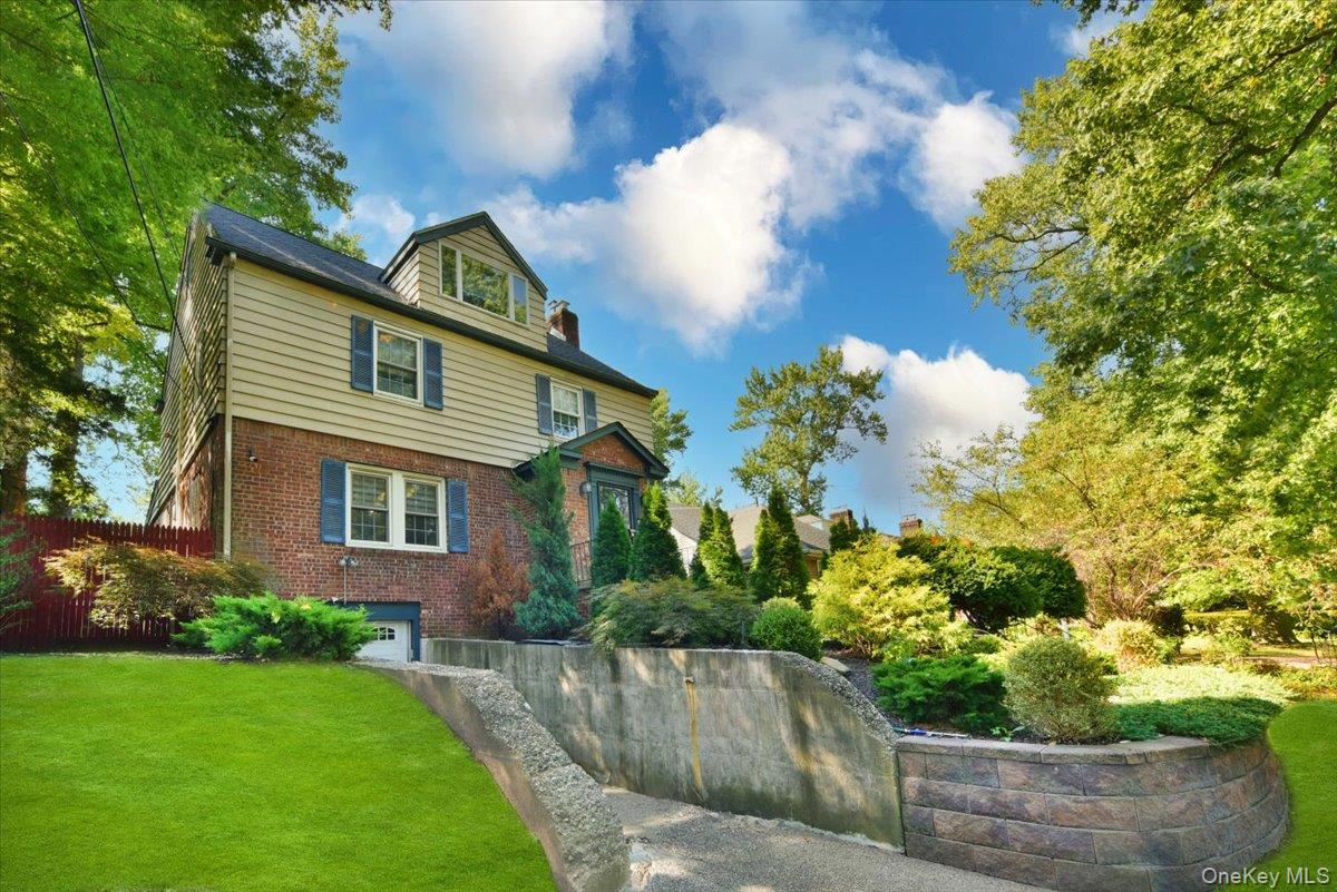 19346 McLaughlin Avenue, Holliswood, NY 11423