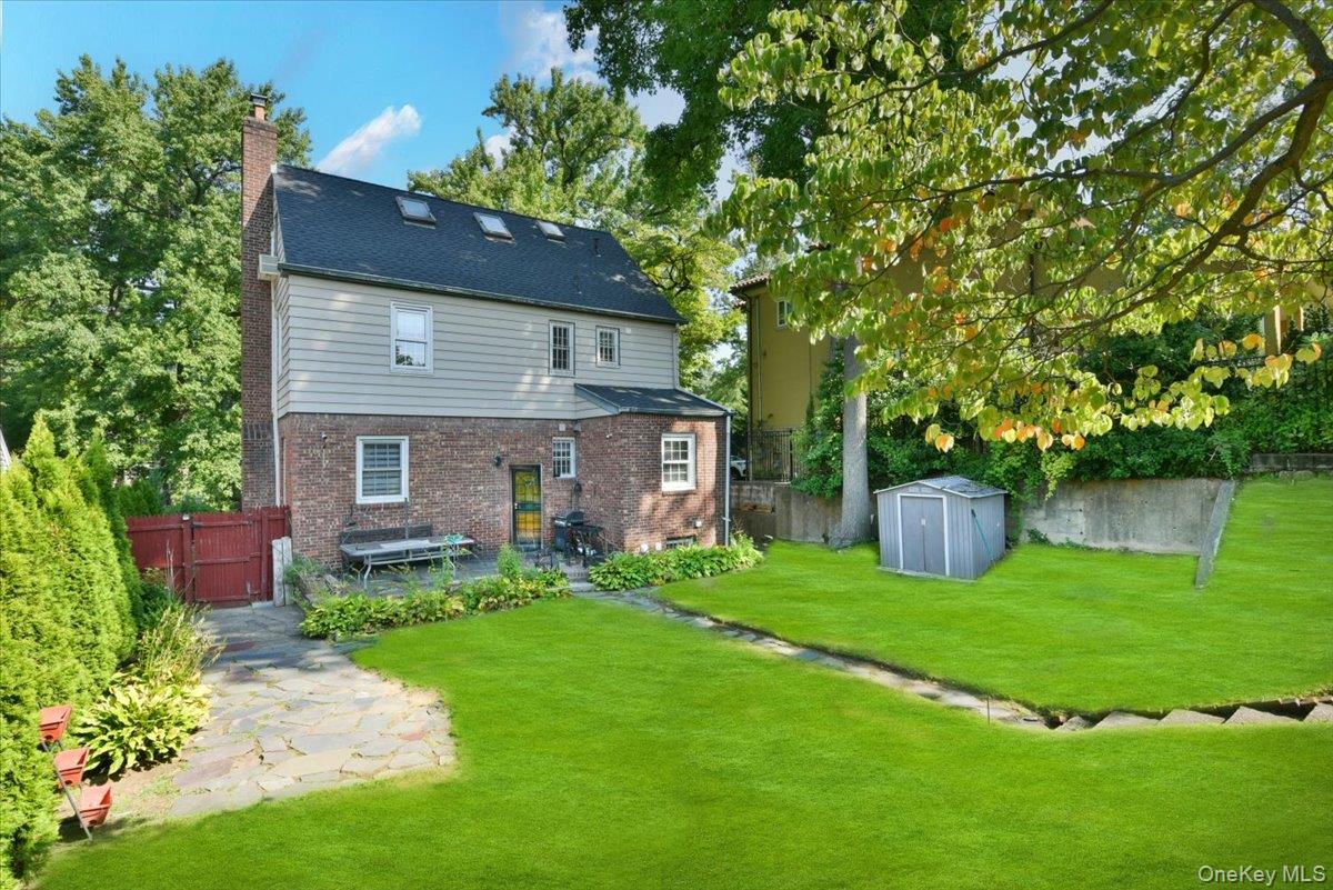 19346 McLaughlin Avenue, Holliswood, NY 11423