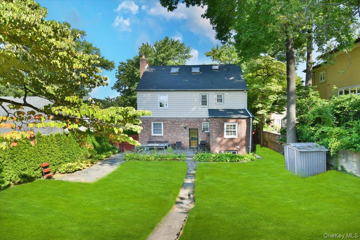 19346 McLaughlin Avenue, Holliswood, NY 11423