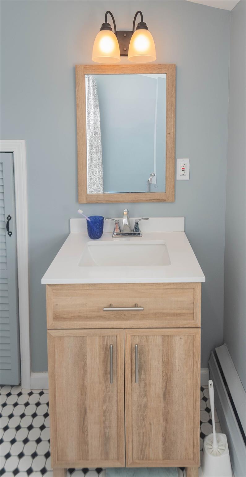 49 Avenue A, Cornwall On Hudson, NY 12520