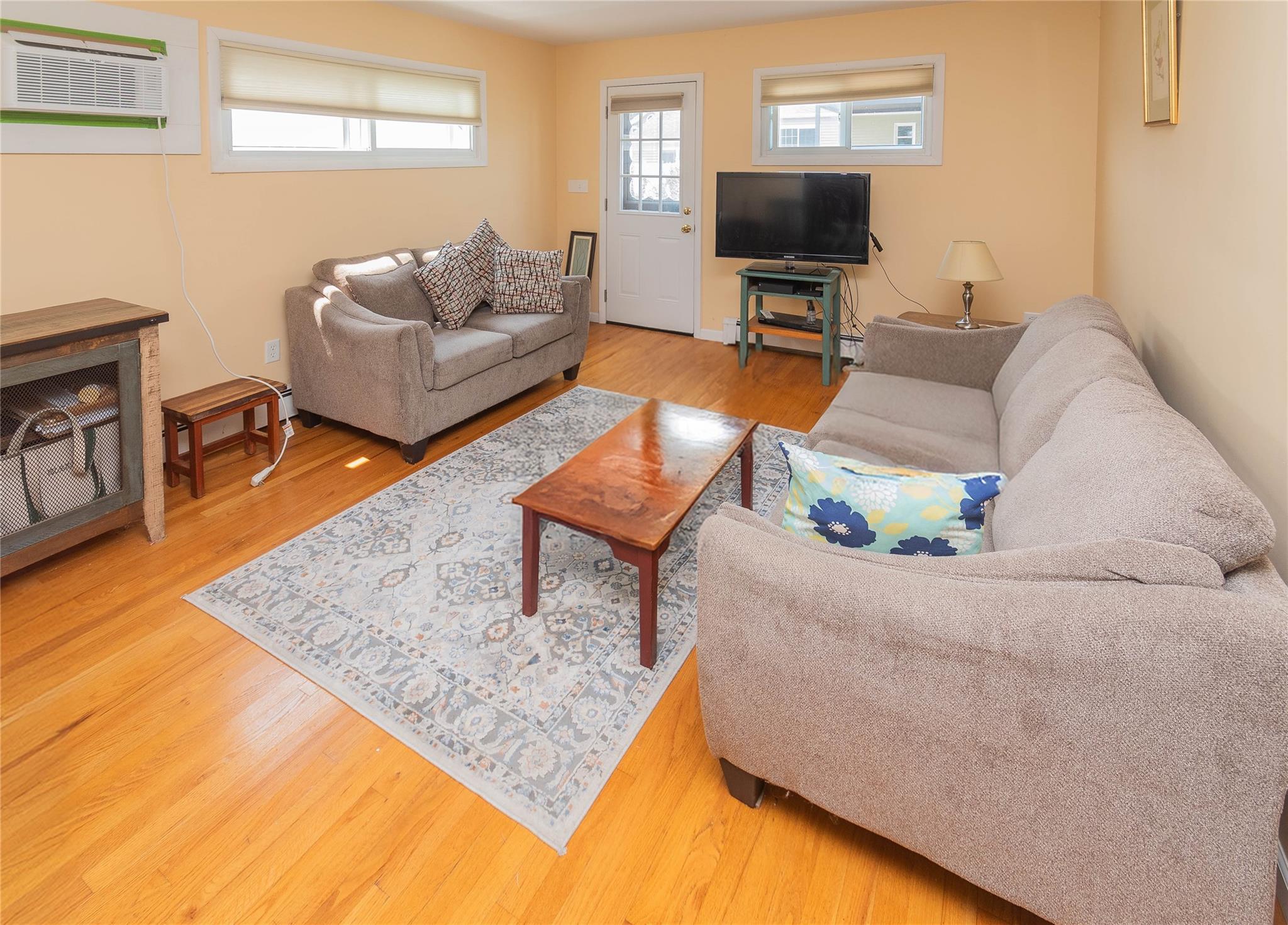 49 Avenue A, Cornwall On Hudson, NY 12520