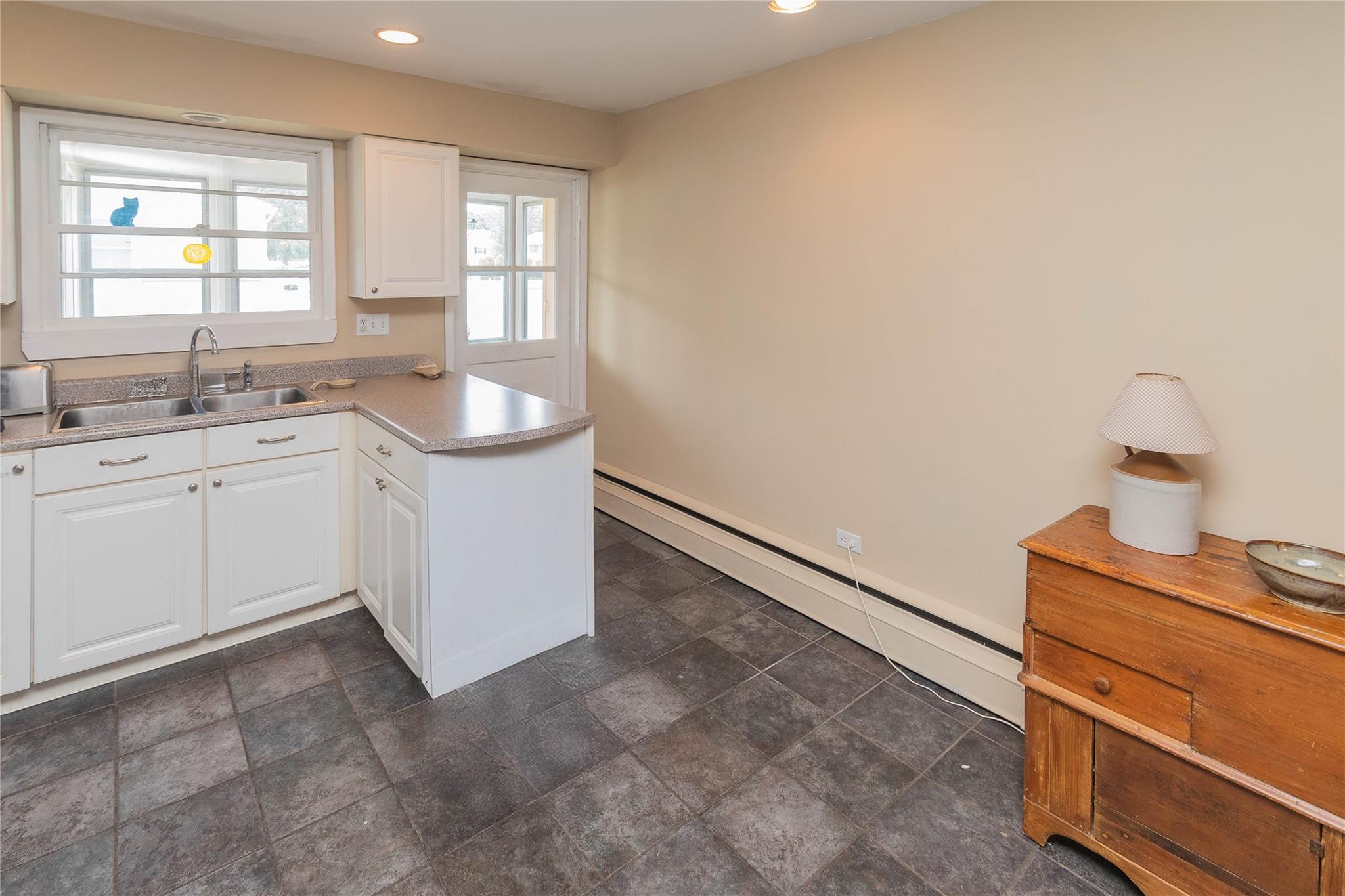 49 Avenue A, Cornwall On Hudson, NY 12520