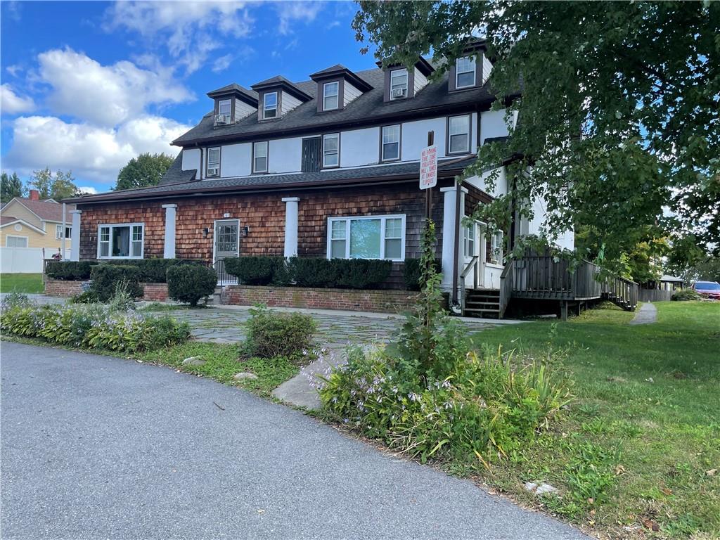 185 E Lake Boulevard, Mahopac, NY 10541