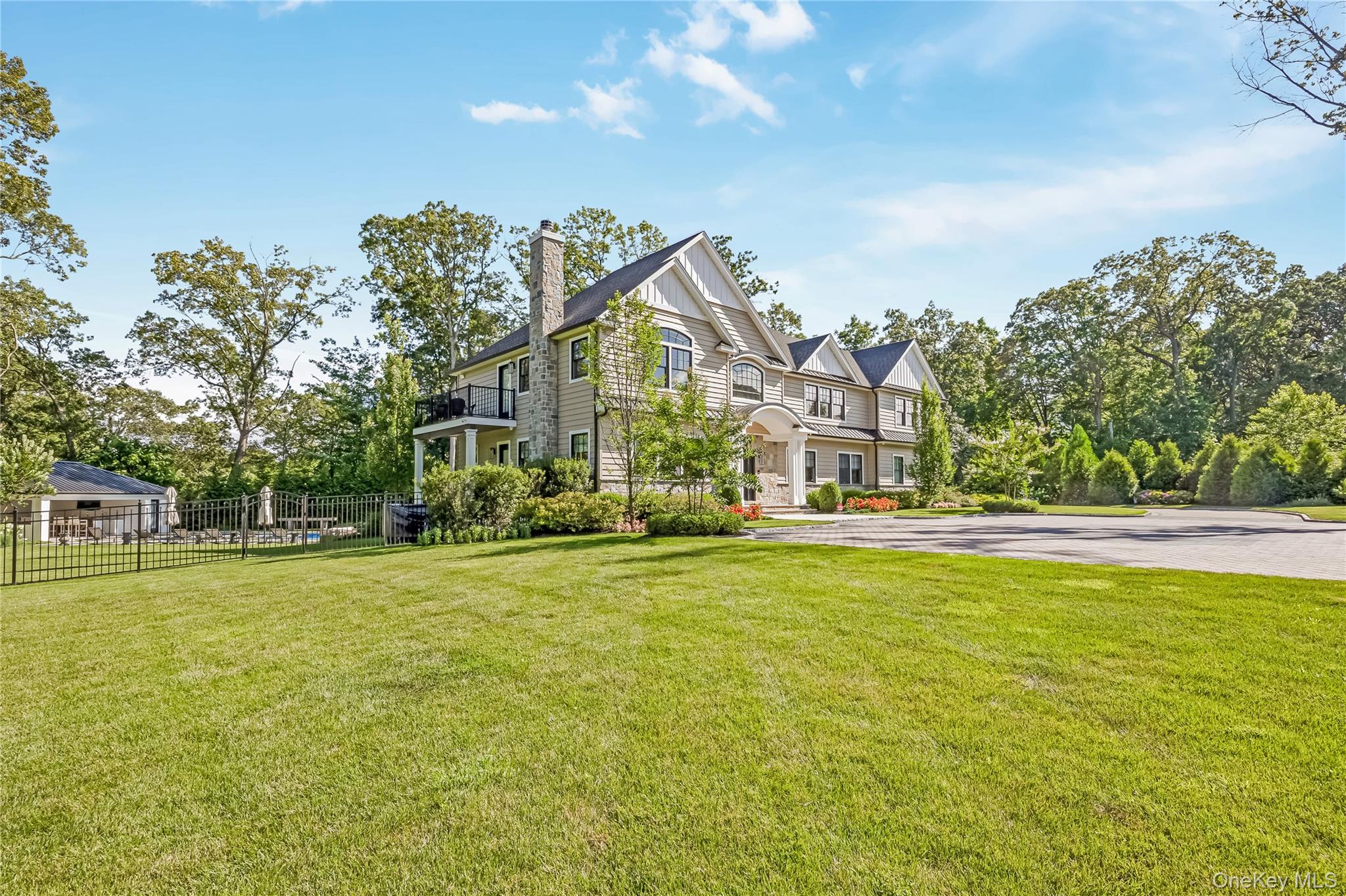 11 Landview Drive, Dix Hills, NY 11746