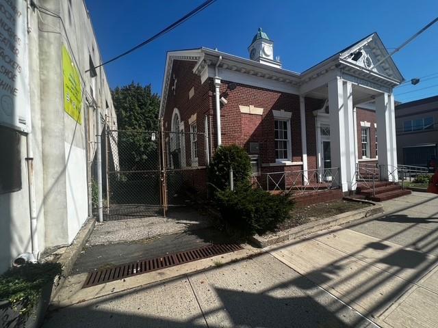 257 New Dorp Lane, Staten Island, NY 10306