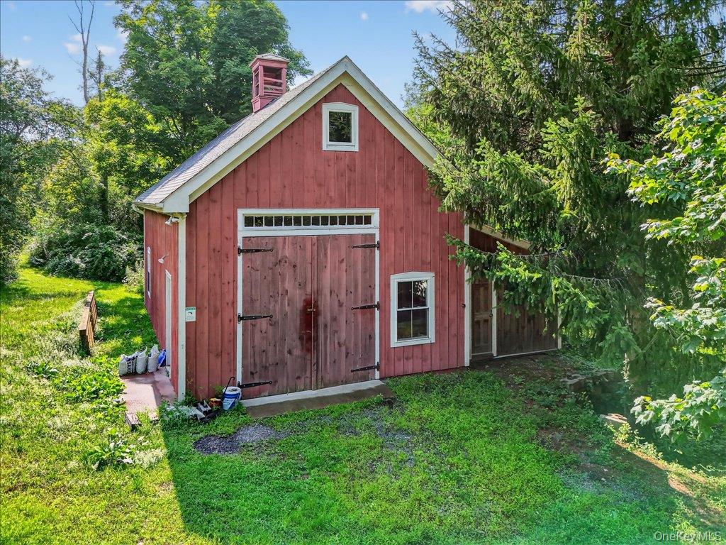 121 Valley Farm Road, Millbrook, NY 12545