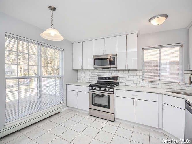 62A Linwood N, Port Washington, NY 11050