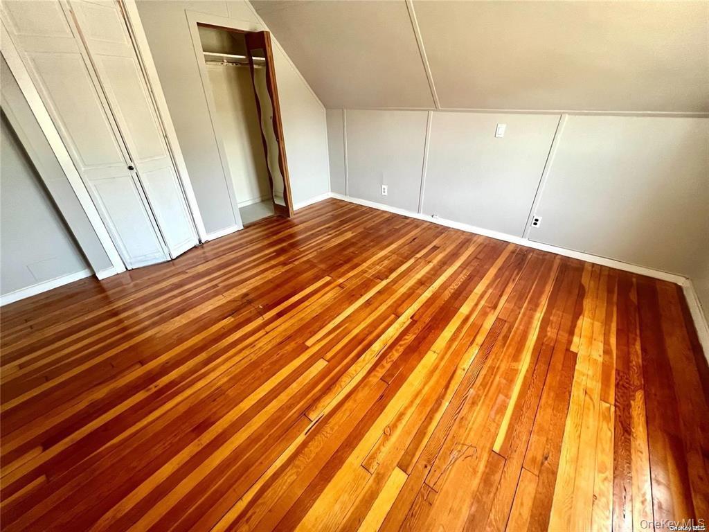 217 Hillside Avenue, New Hyde Park, NY 11040