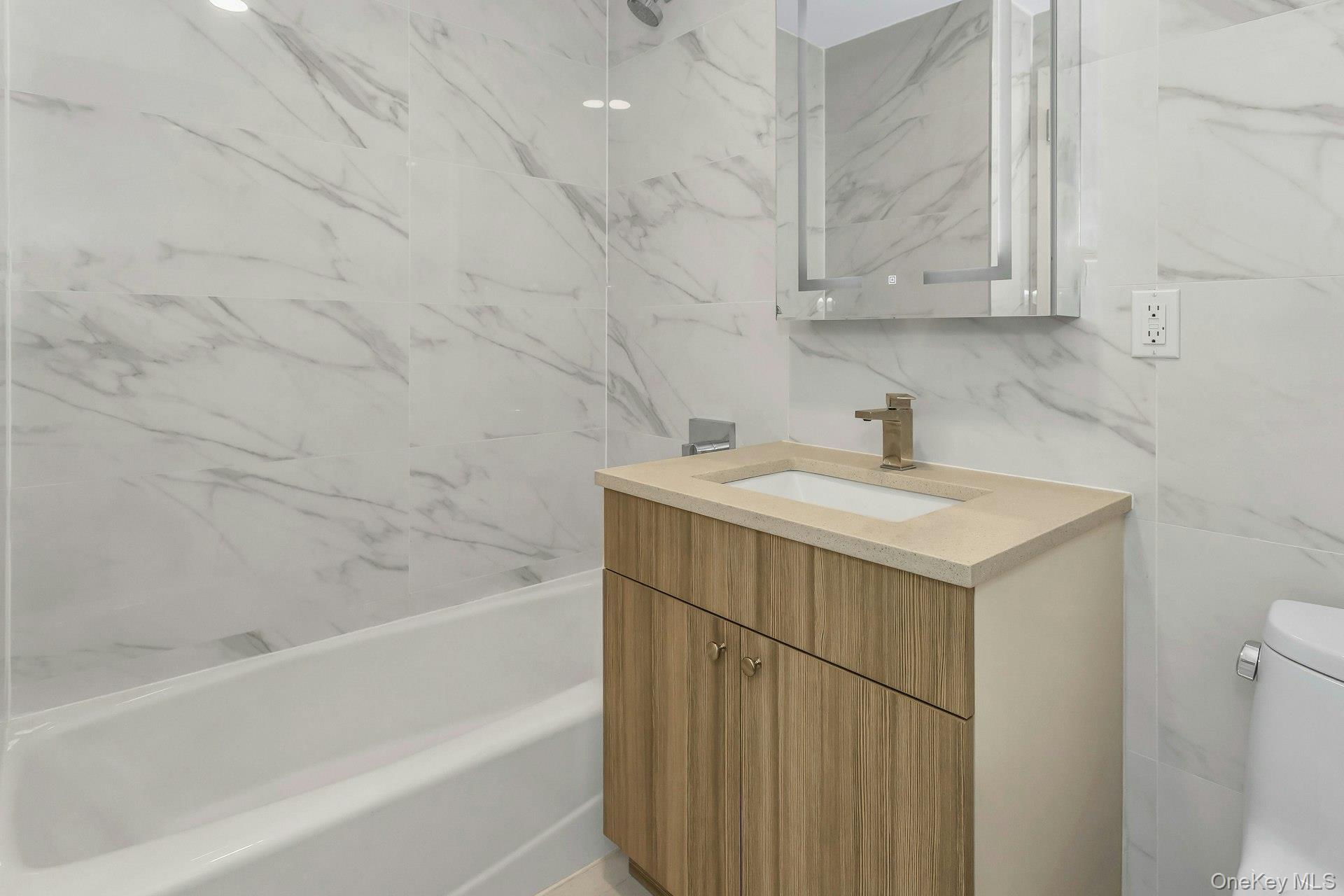 88-08 Justice Avenue # 15N, Elmhurst, NY 11373