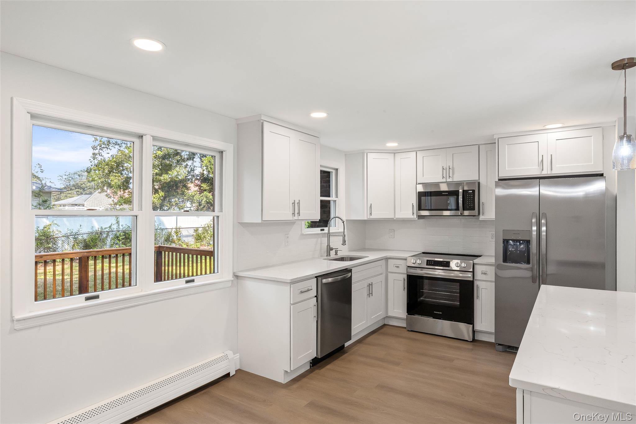 4991 Express Drive N, Lake Ronkonkoma, NY 11779