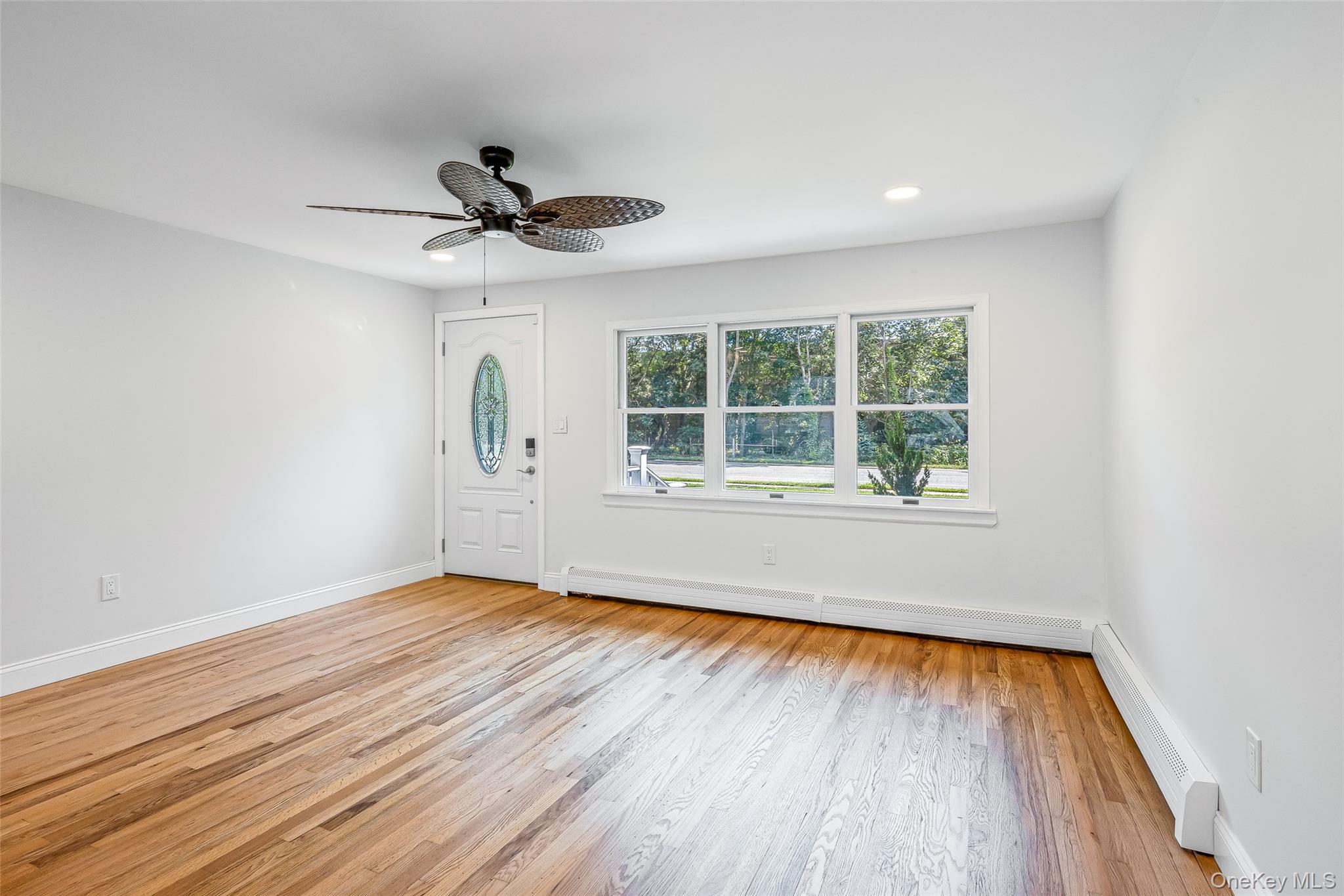 4991 Express Drive N, Lake Ronkonkoma, NY 11779