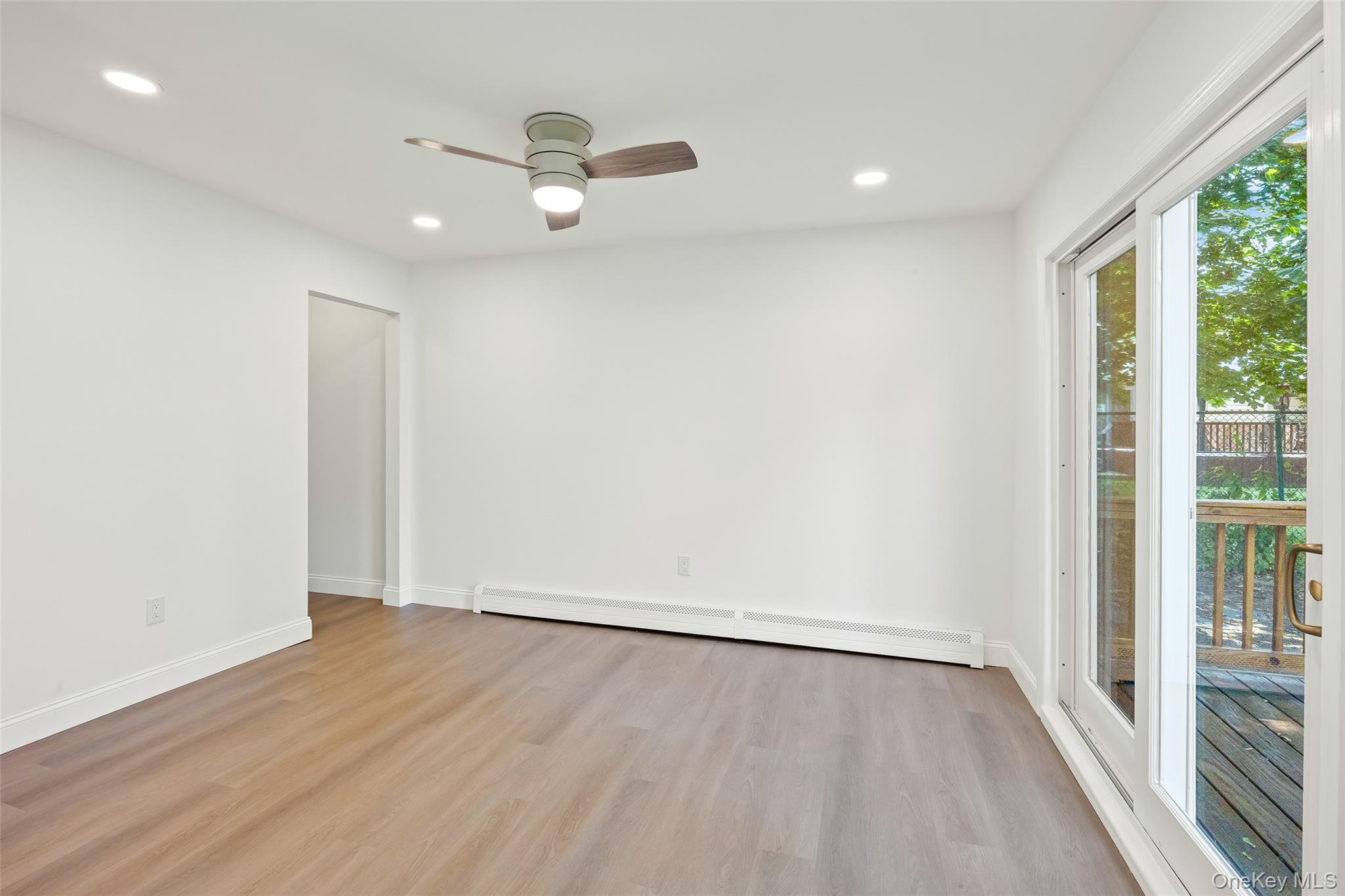 4991 Express Drive N, Lake Ronkonkoma, NY 11779