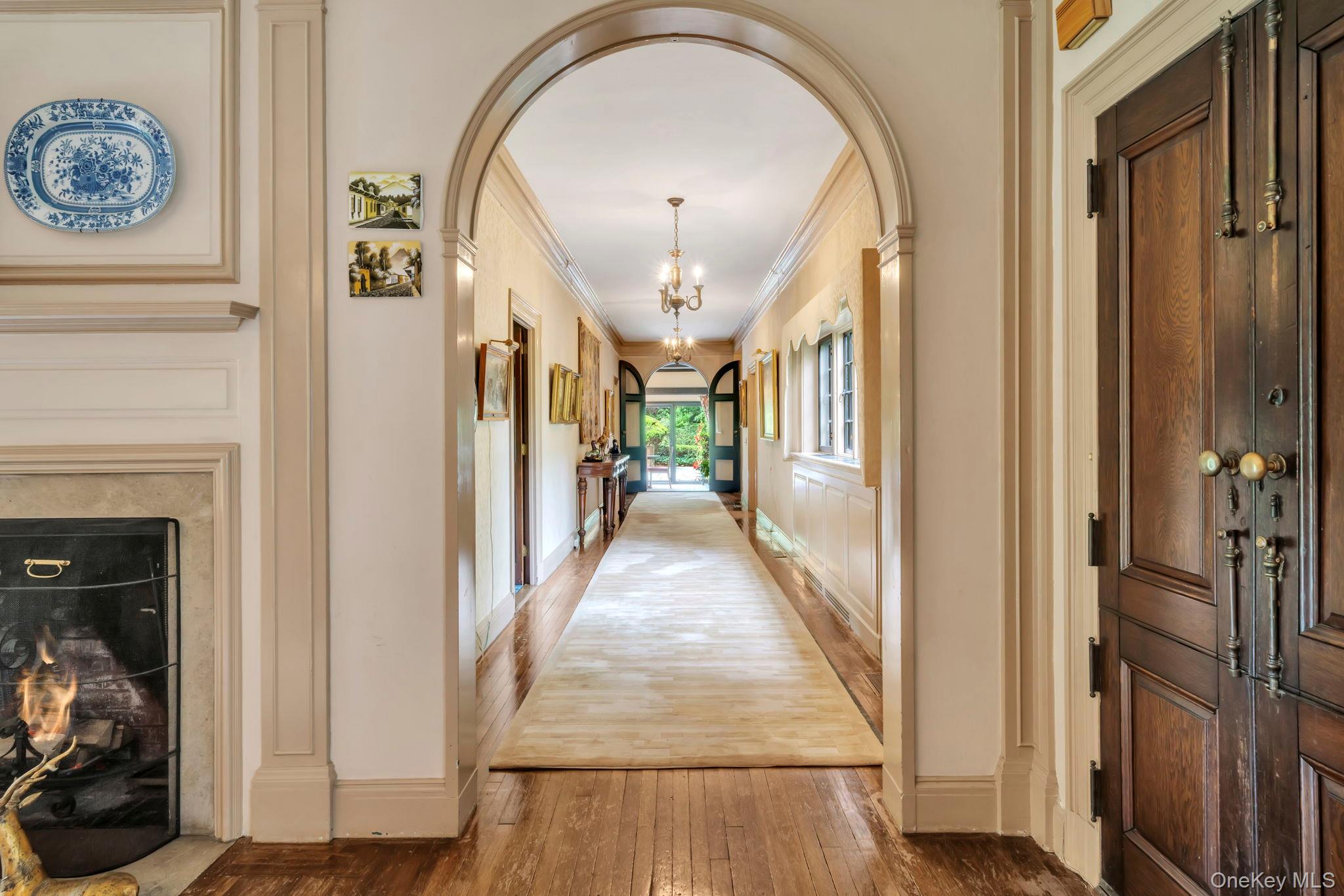 95 Piping Rock Road, Locust Valley, NY 11560