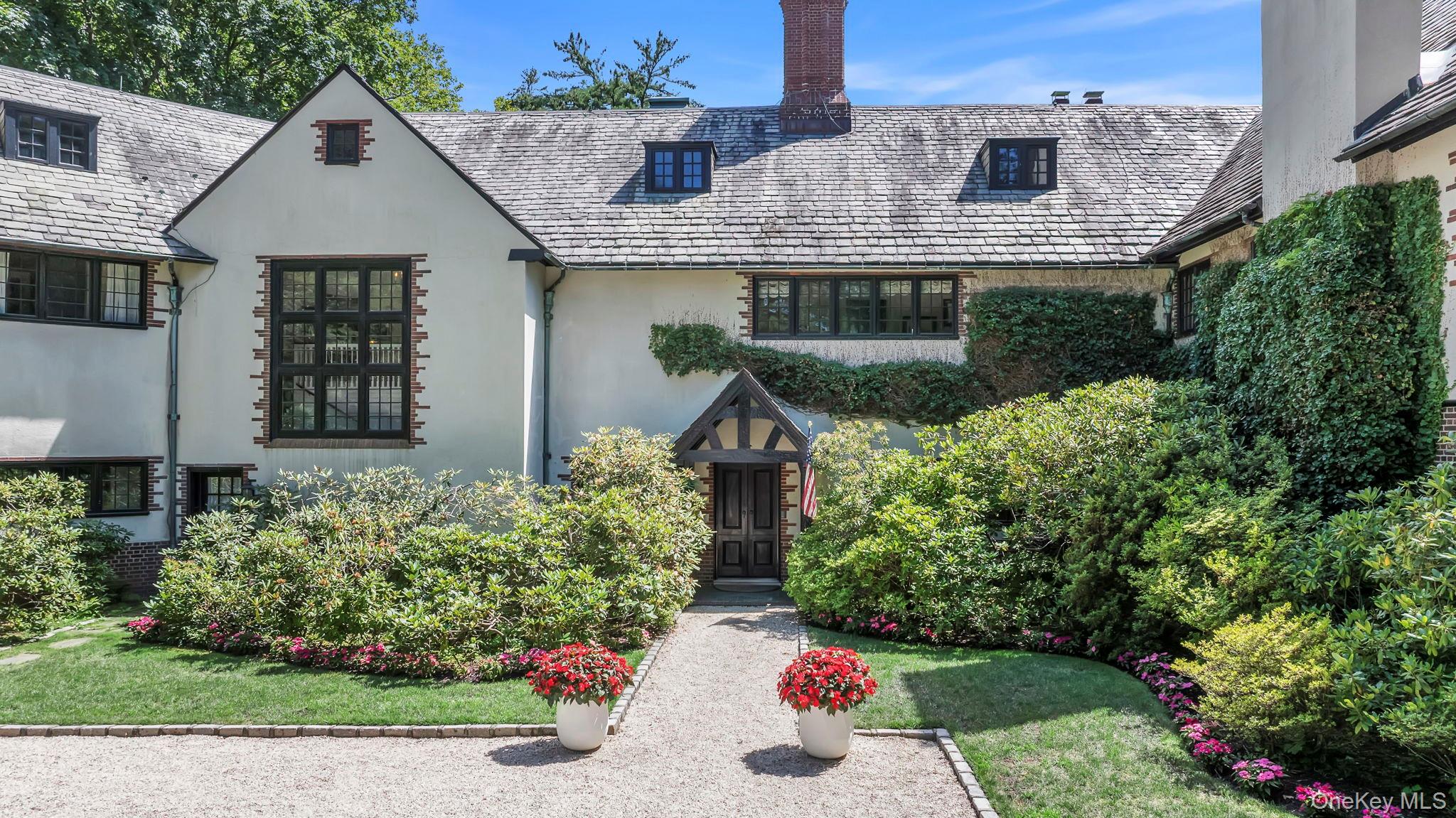 95 Piping Rock Road, Locust Valley, NY 11560