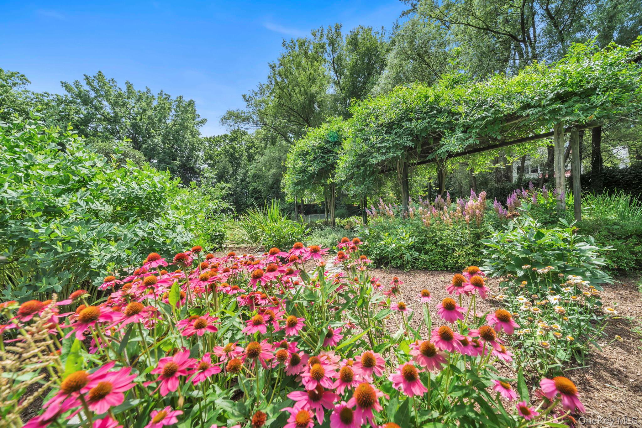 95 Piping Rock Road, Locust Valley, NY 11560