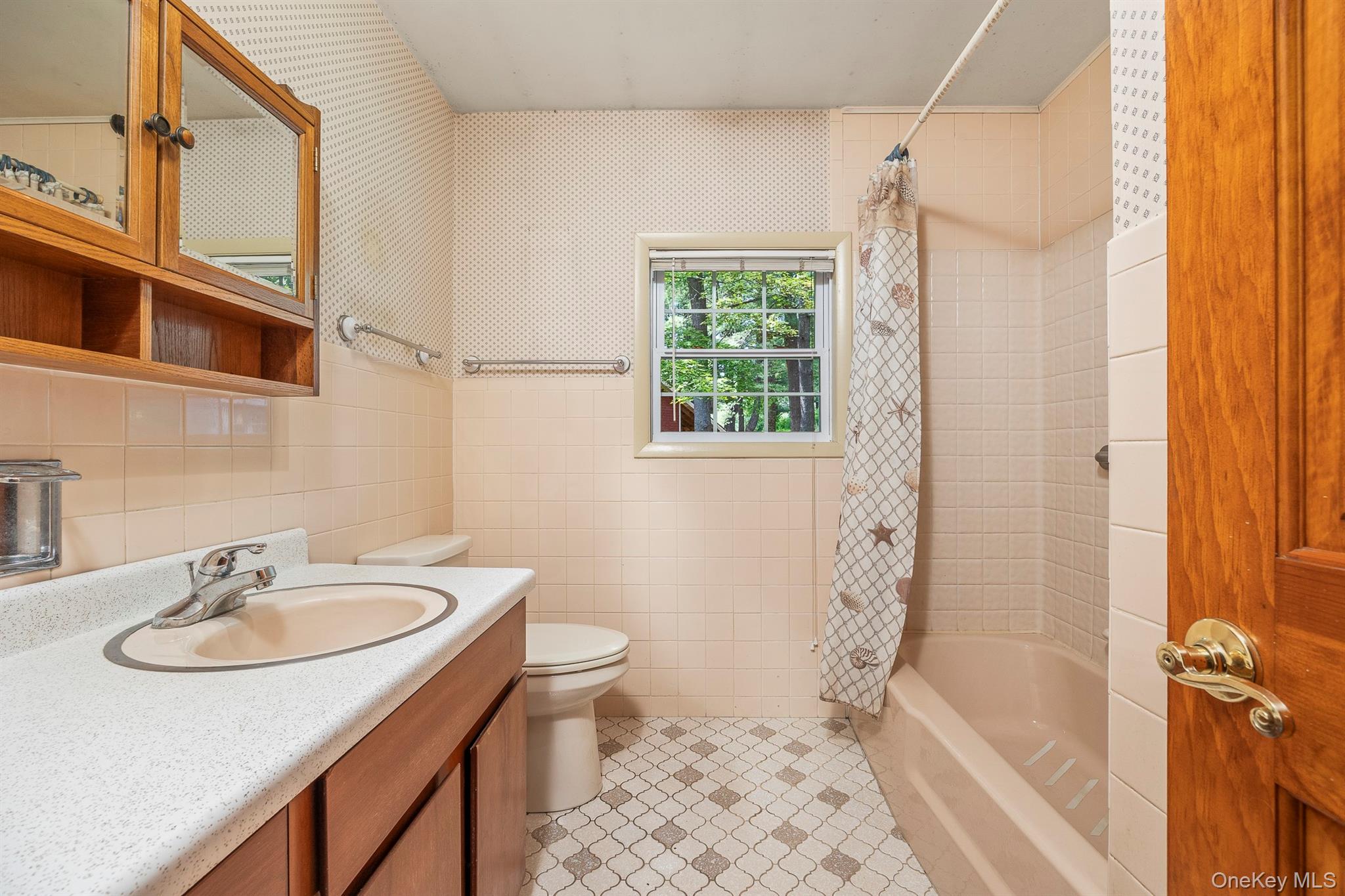 174 County Route 11, Pine Plains, NY 12567