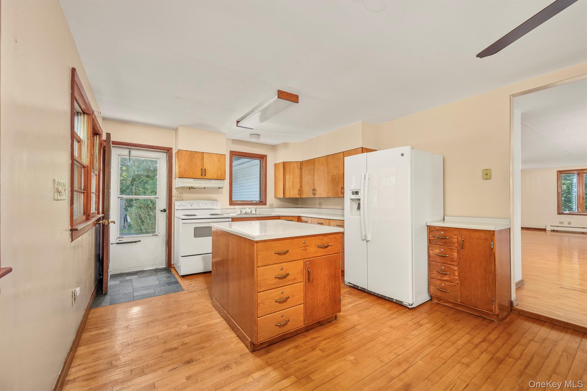 174 County Route 11, Pine Plains, NY 12567