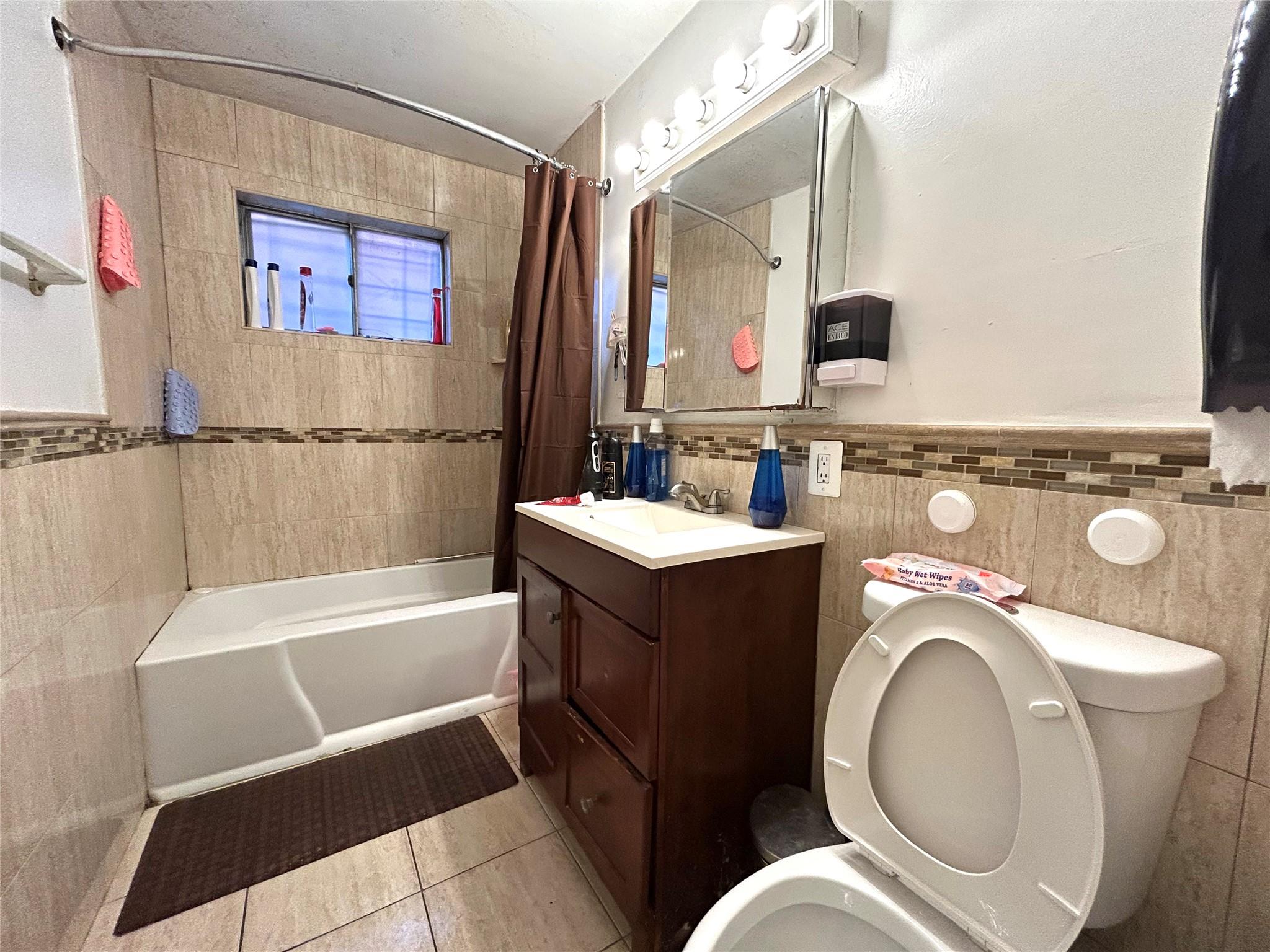 58-25 83rd Street, Middle Village, NY 11379