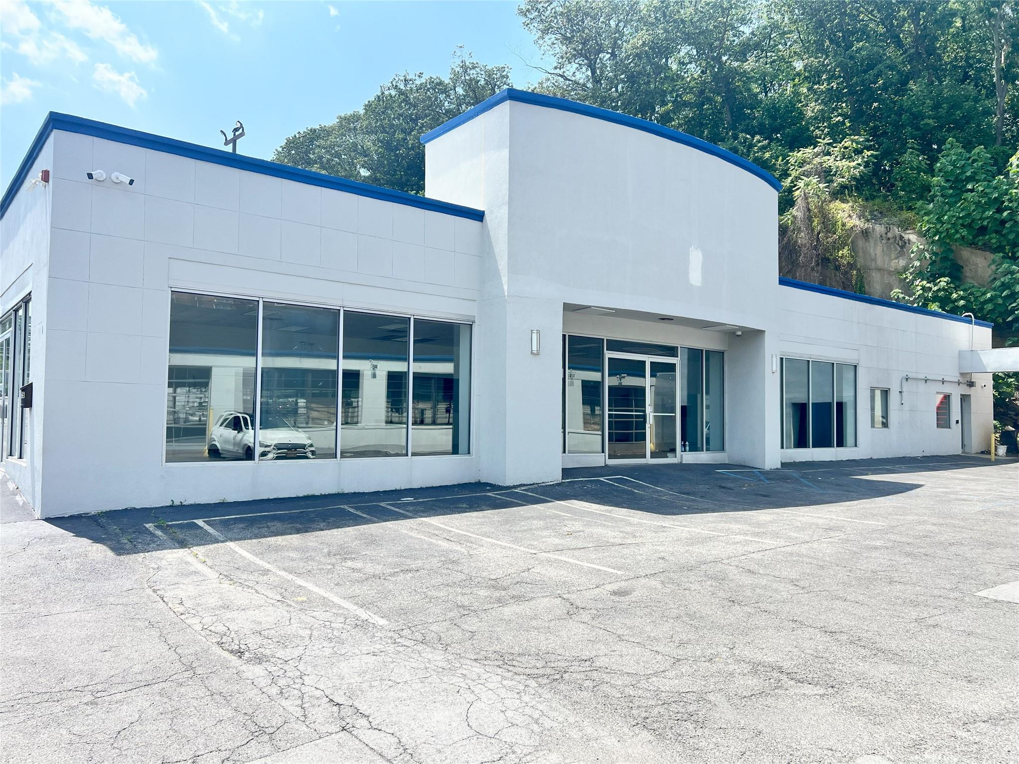 1245 Central Park Avenue, Yonkers, NY 10704