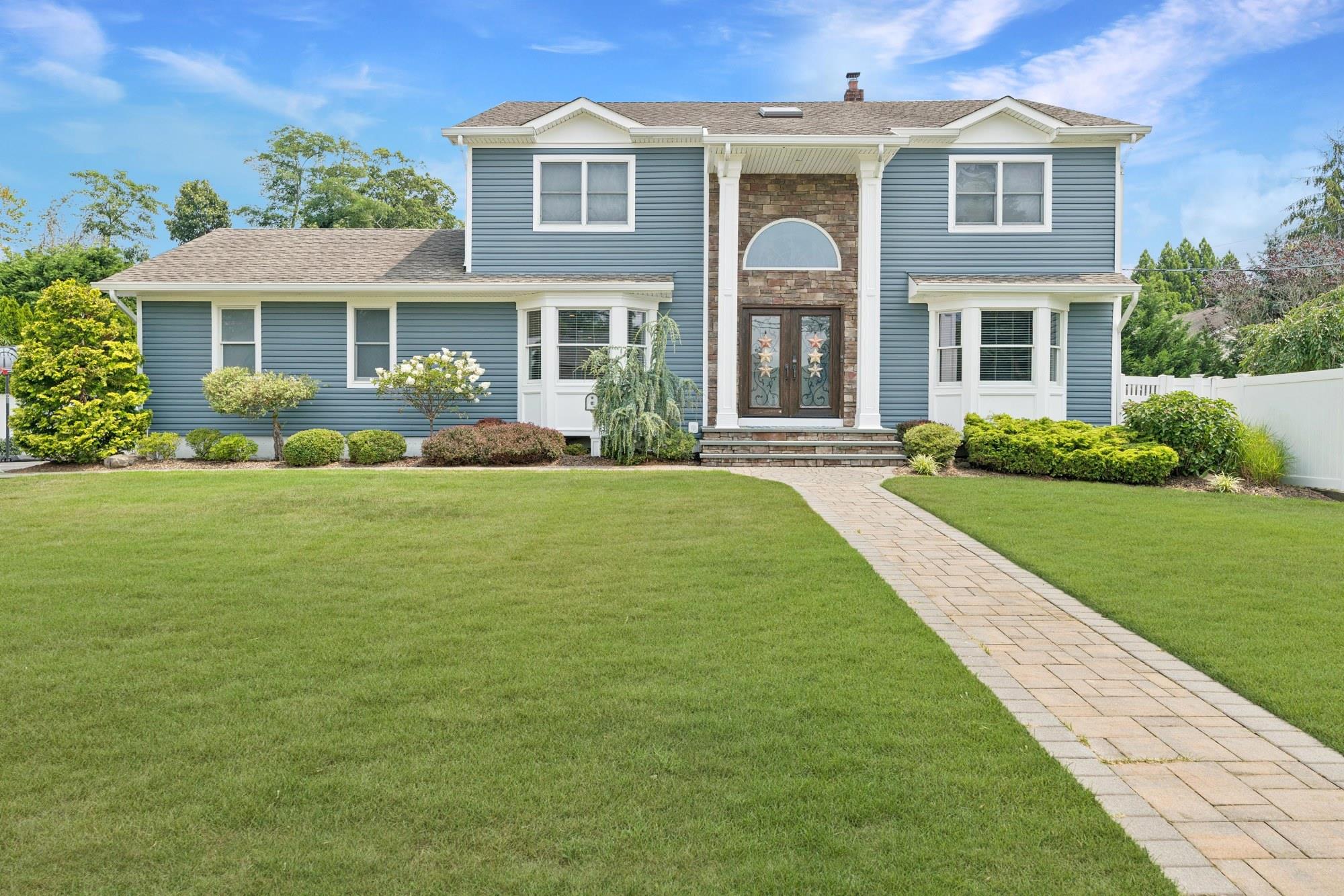 51 Matinecock Avenue, East Islip, NY 11730