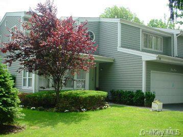 35 Tiffany Circle, Manhasset, NY 11030