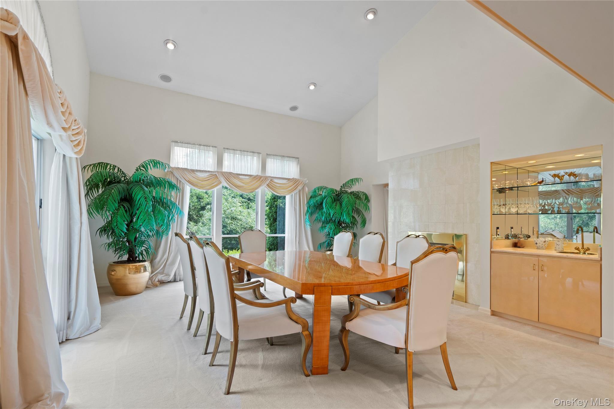 35 Tiffany Circle, Manhasset, NY 11030