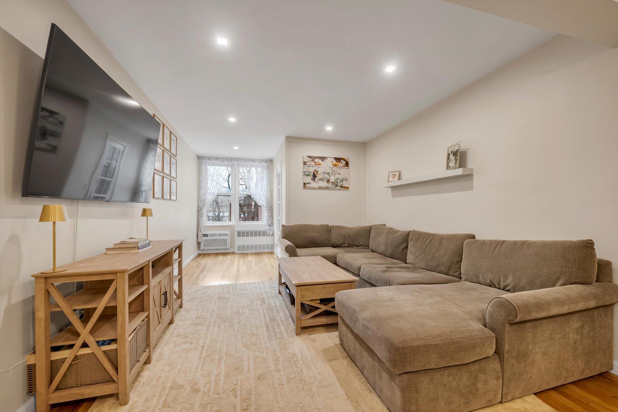 6515 Alderton Street # 3B, Rego Park, NY 11374