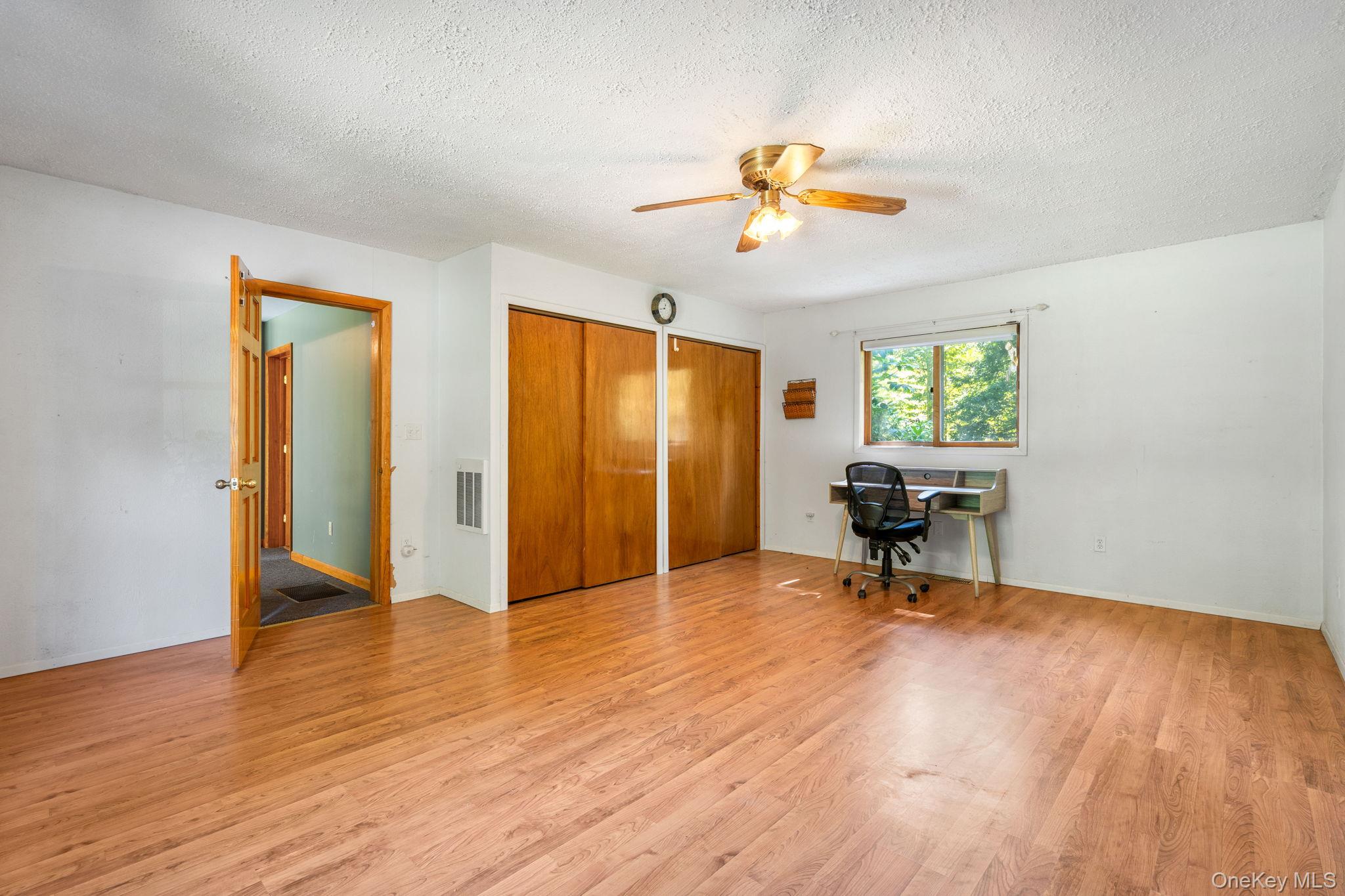 579 State Route 55, Napanoch, NY 12458