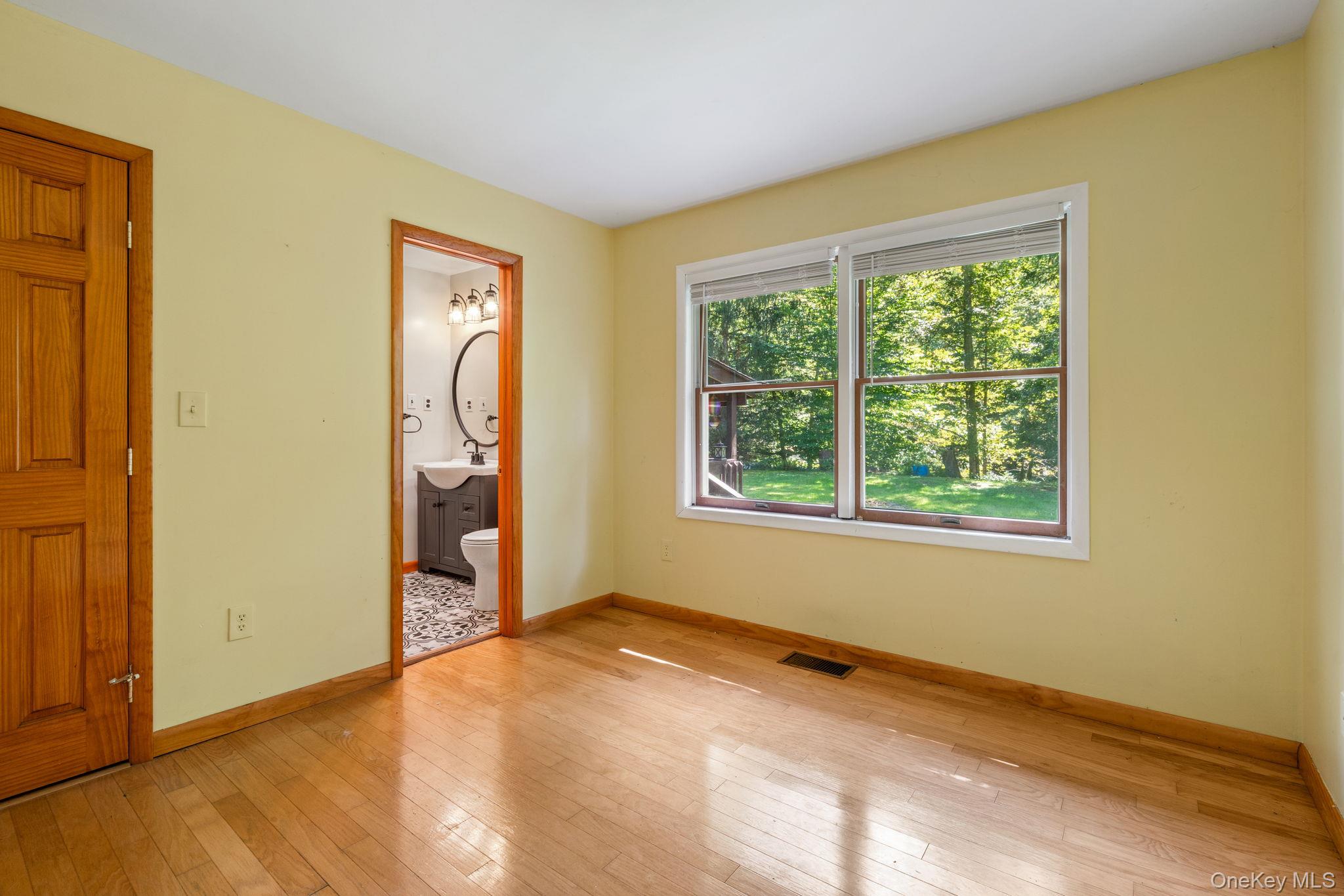 579 State Route 55, Napanoch, NY 12458