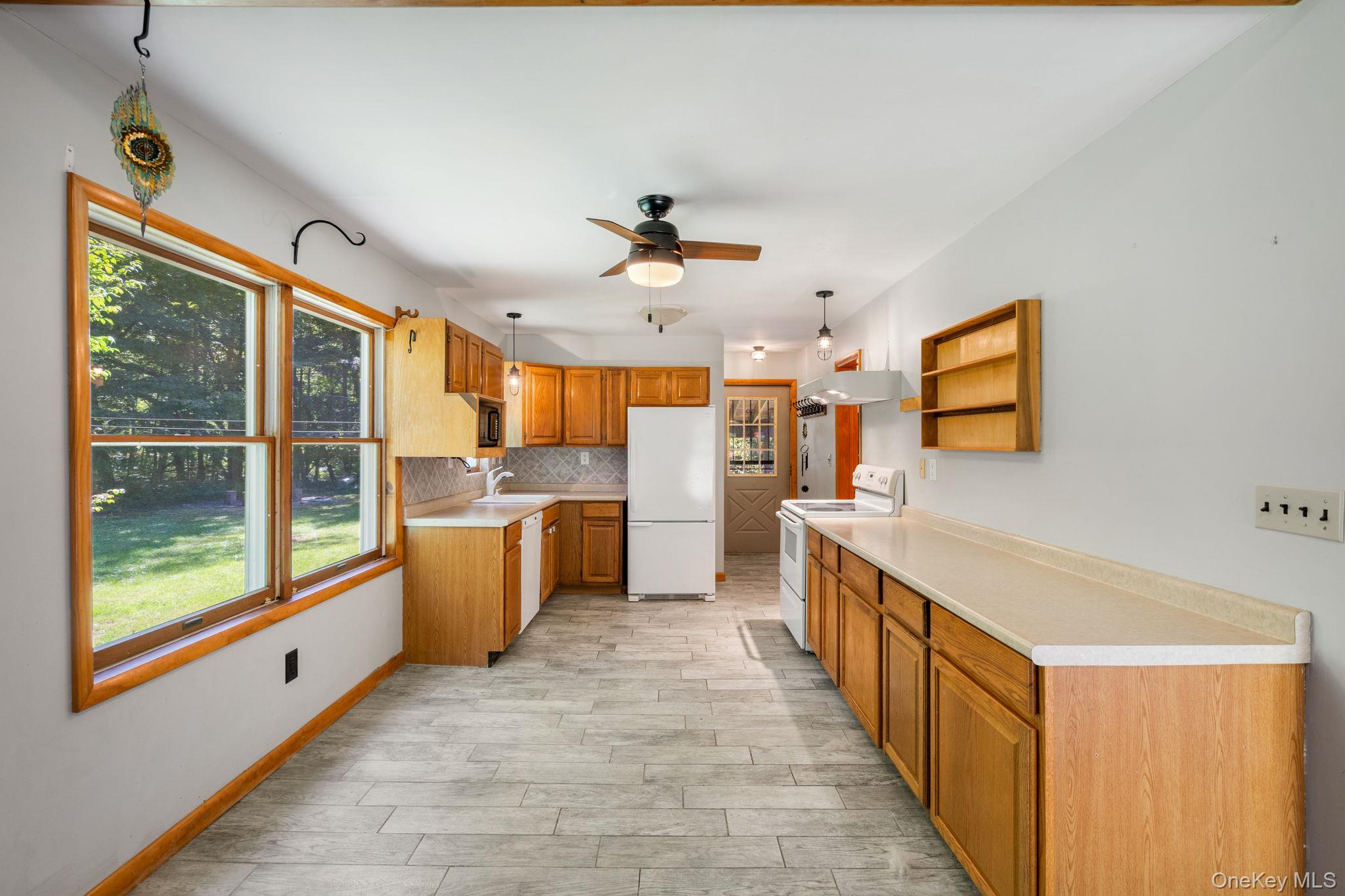 579 State Route 55, Napanoch, NY 12458