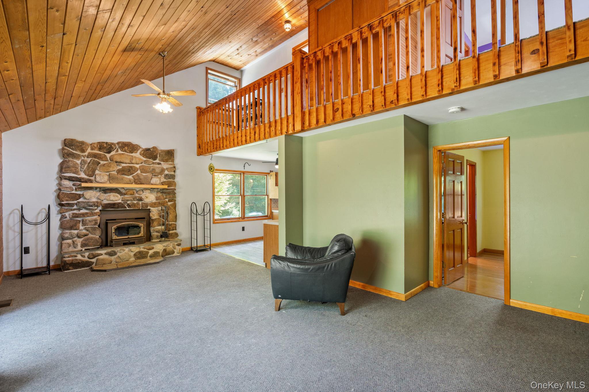 579 State Route 55, Napanoch, NY 12458