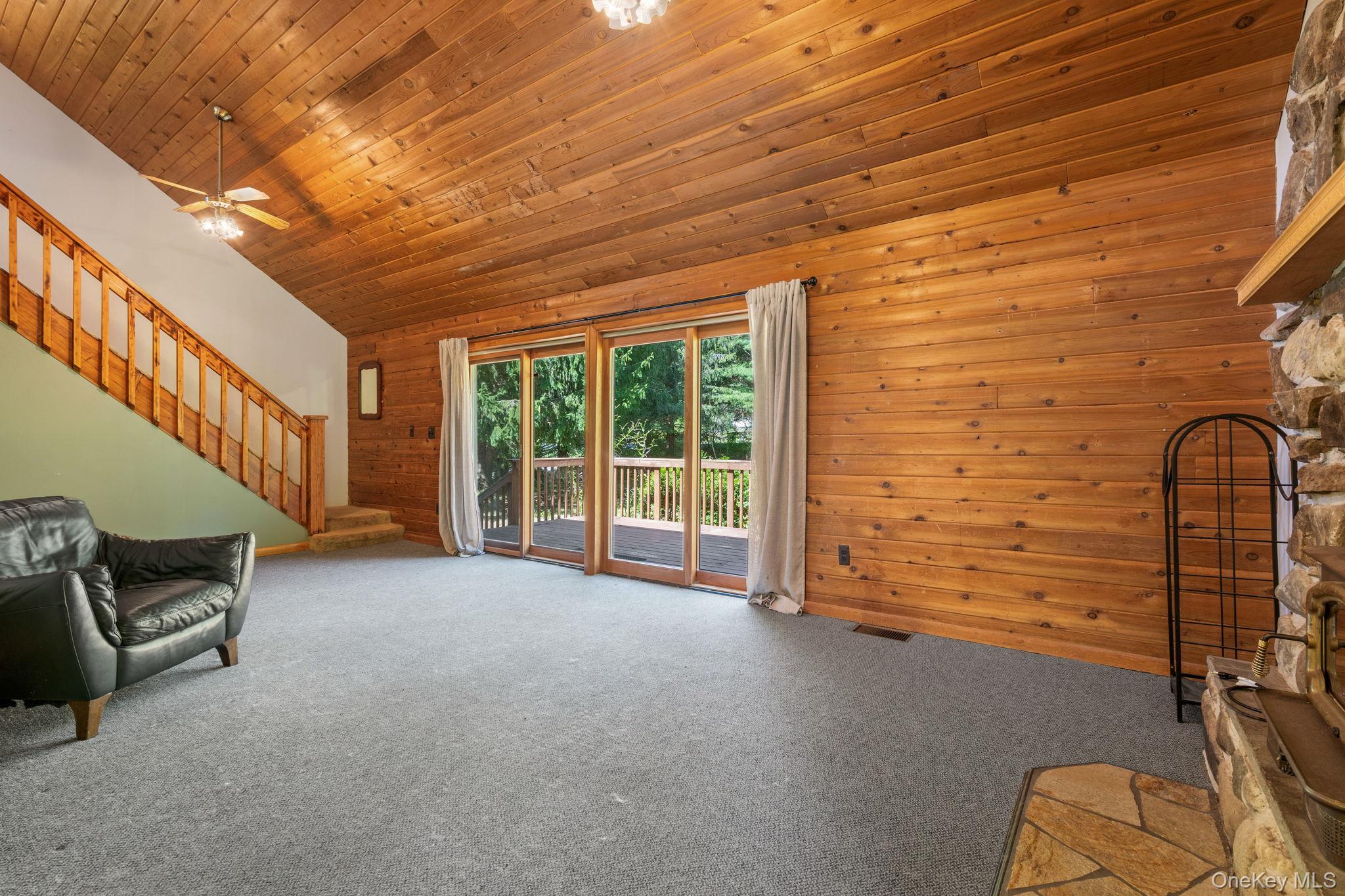 579 State Route 55, Napanoch, NY 12458