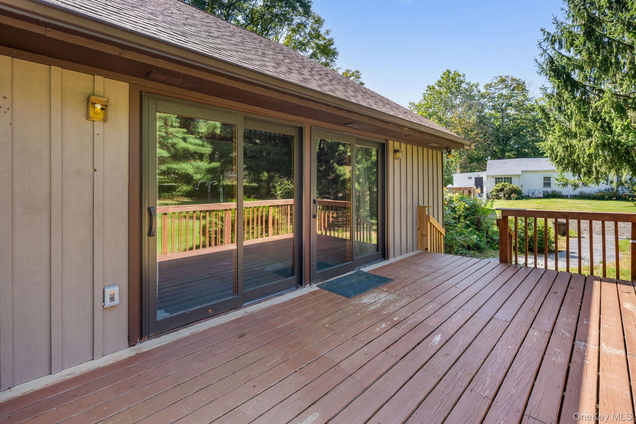 579 State Route 55, Napanoch, NY 12458