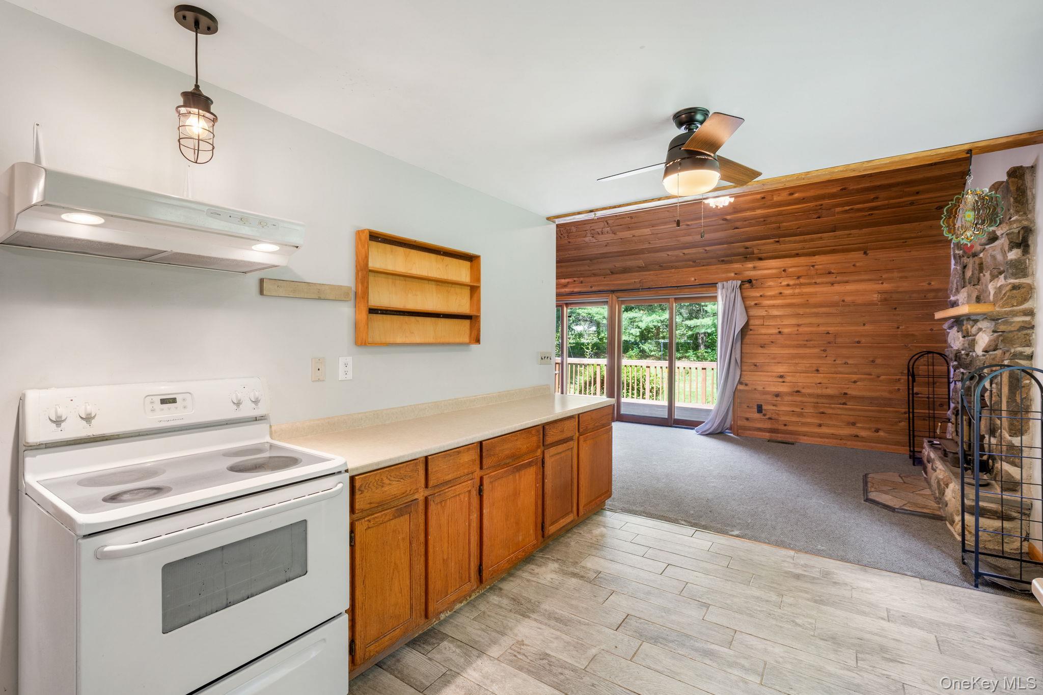 579 State Route 55, Napanoch, NY 12458