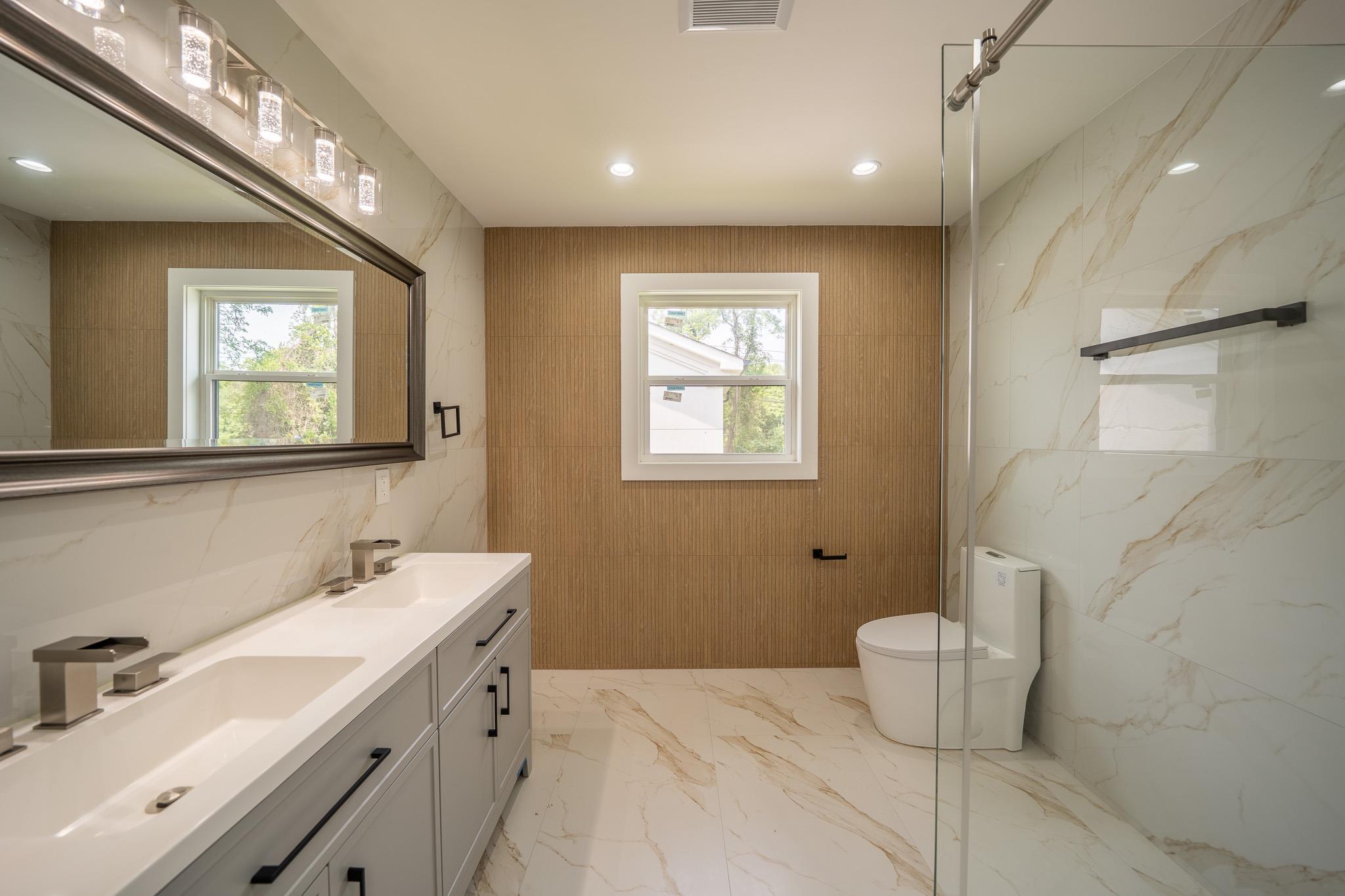 17 Park Drive East, Syosset, NY 11791