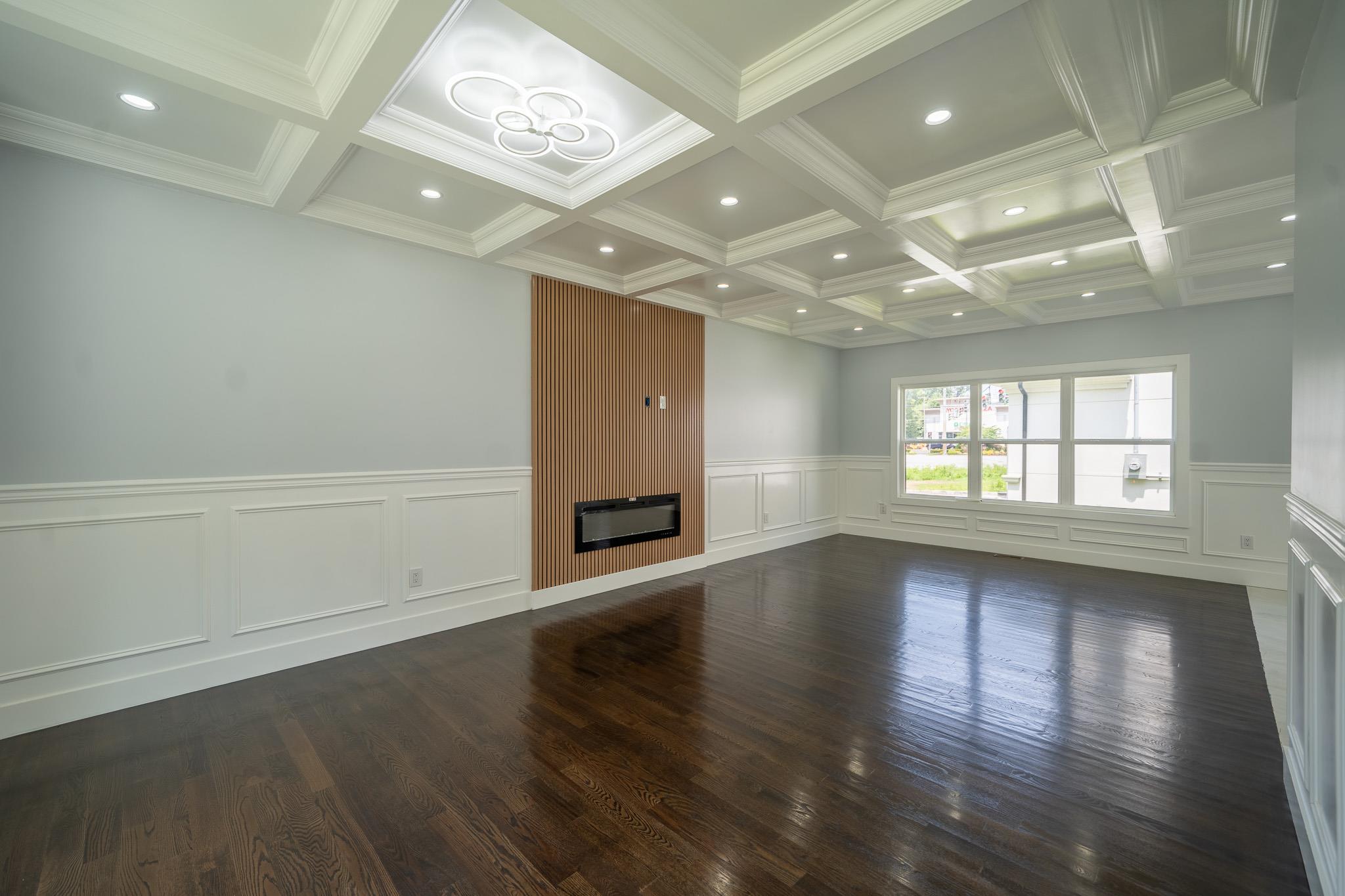 17 Park Drive East, Syosset, NY 11791