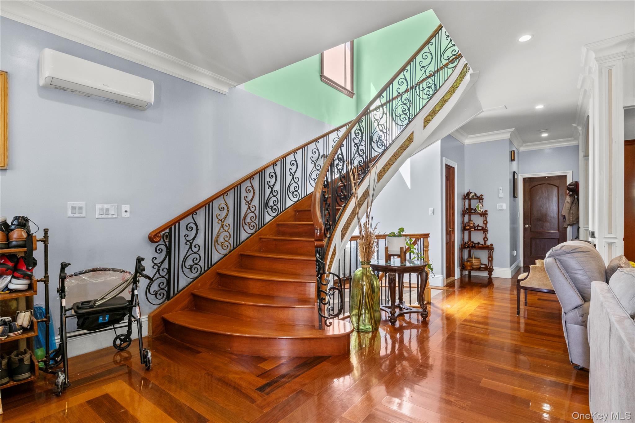 1011 Bay 24th Street, Far Rockaway, NY 11691