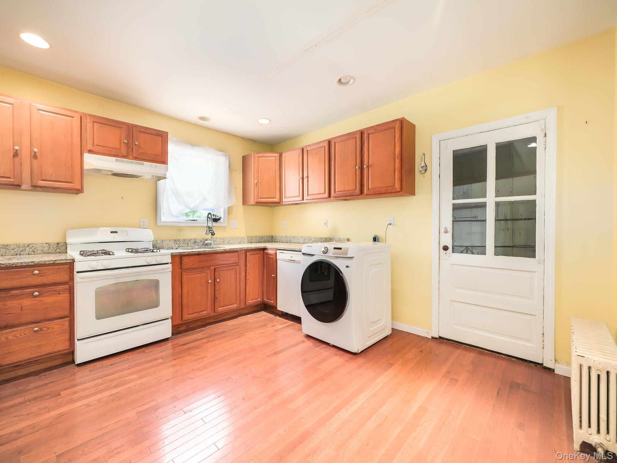 17 Maple Street, Beacon, NY 12508