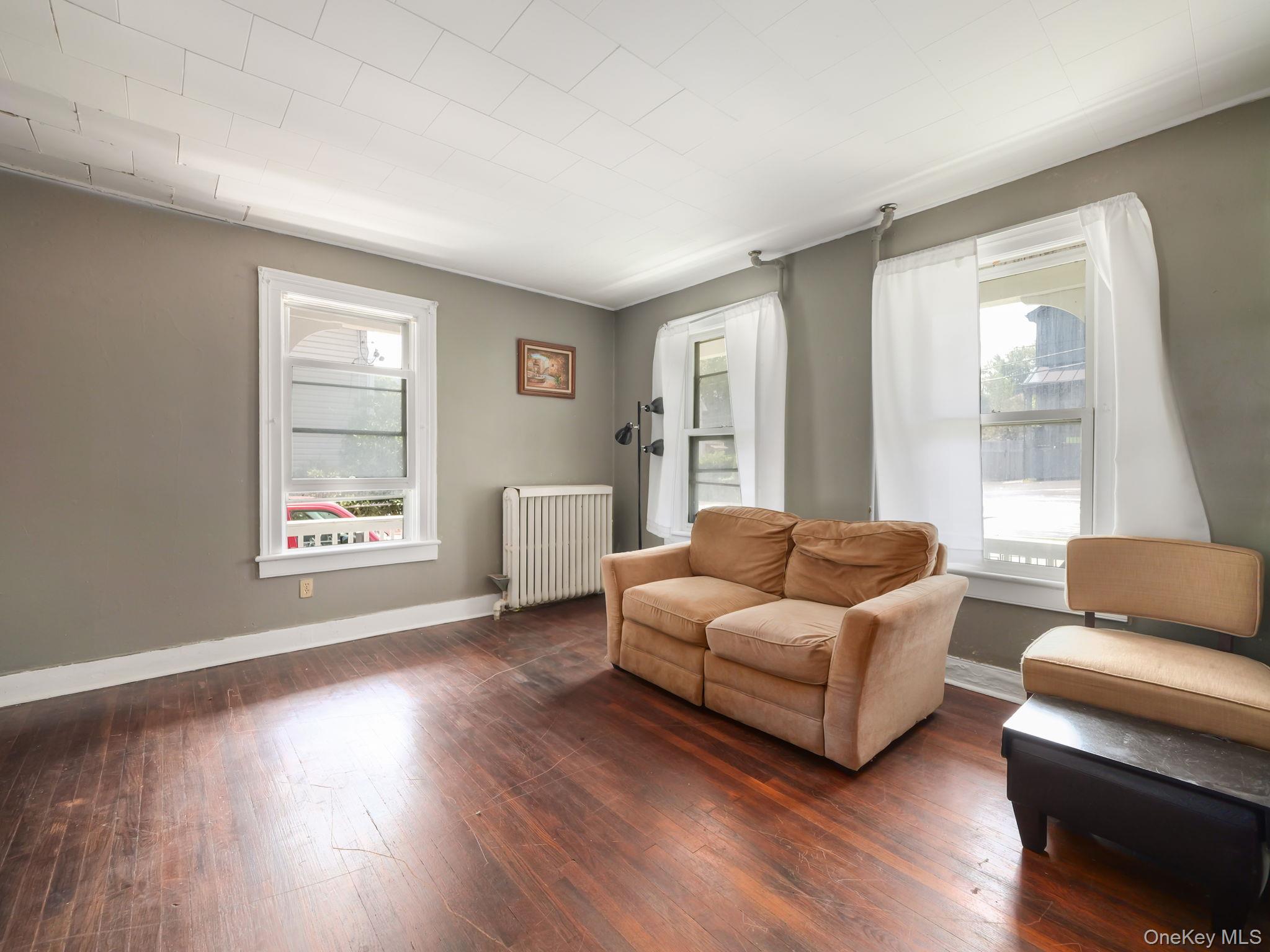 17 Maple Street, Beacon, NY 12508