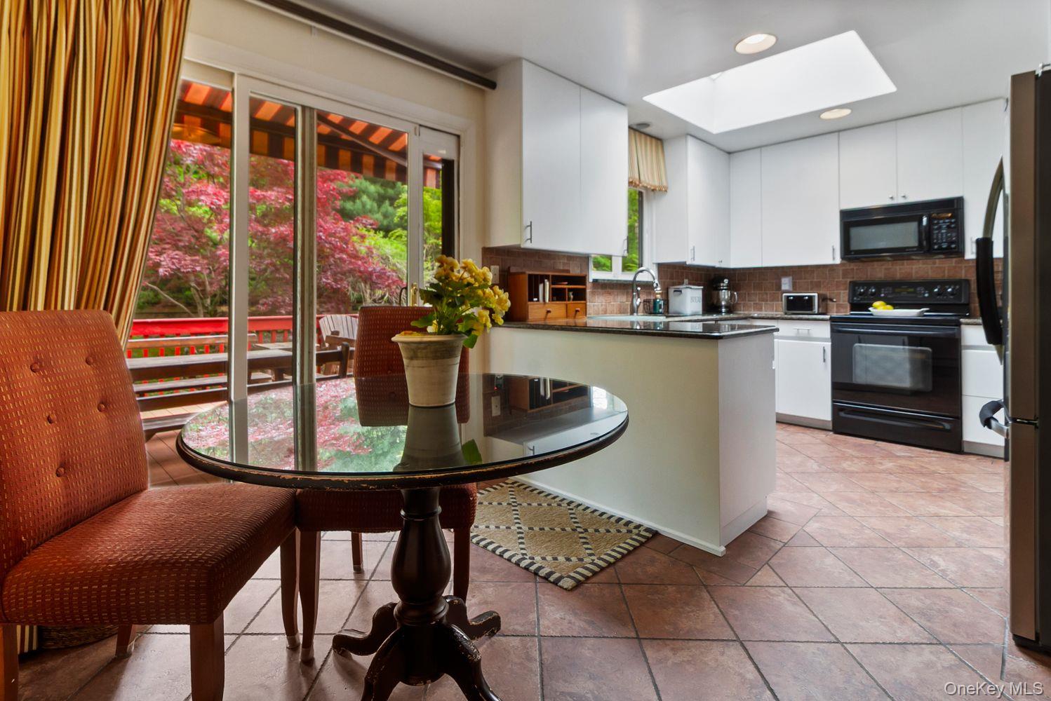 12 Ilana Court, Armonk, NY 10504