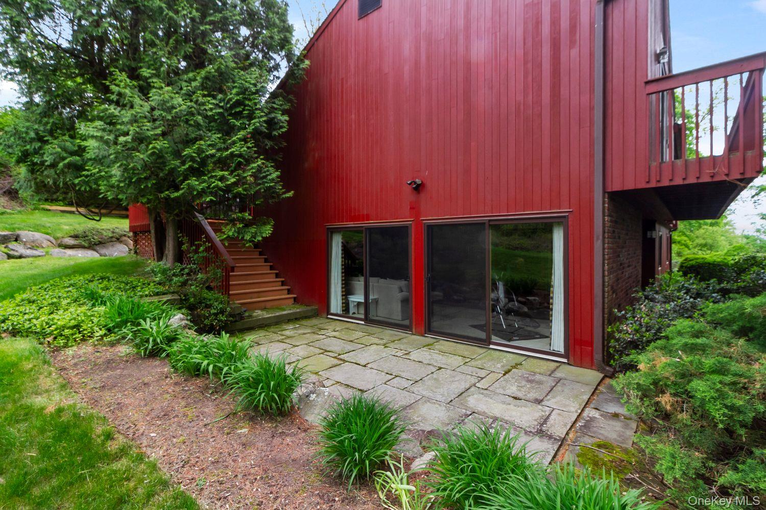 12 Ilana Court, Armonk, NY 10504