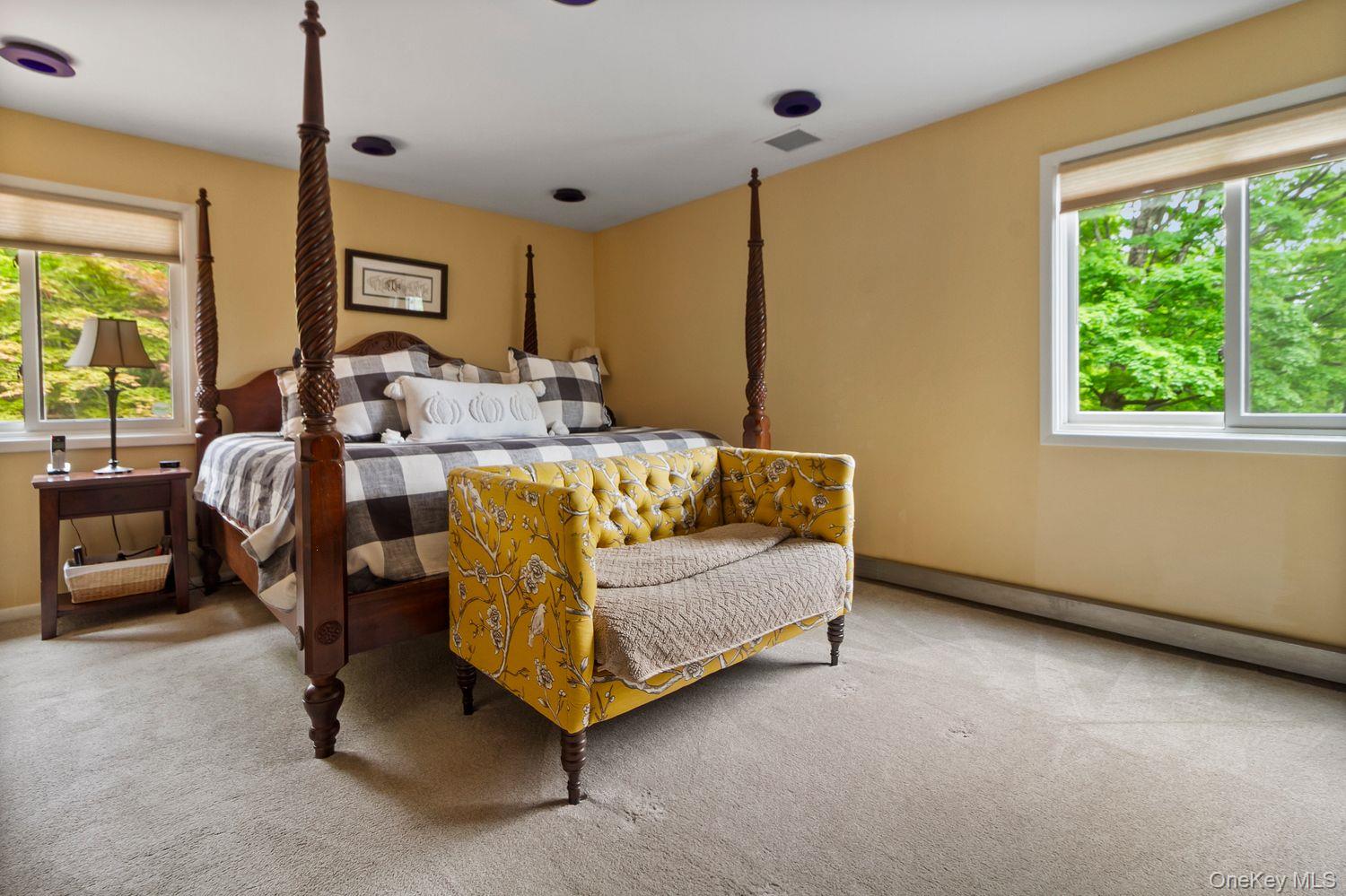 12 Ilana Court, Armonk, NY 10504