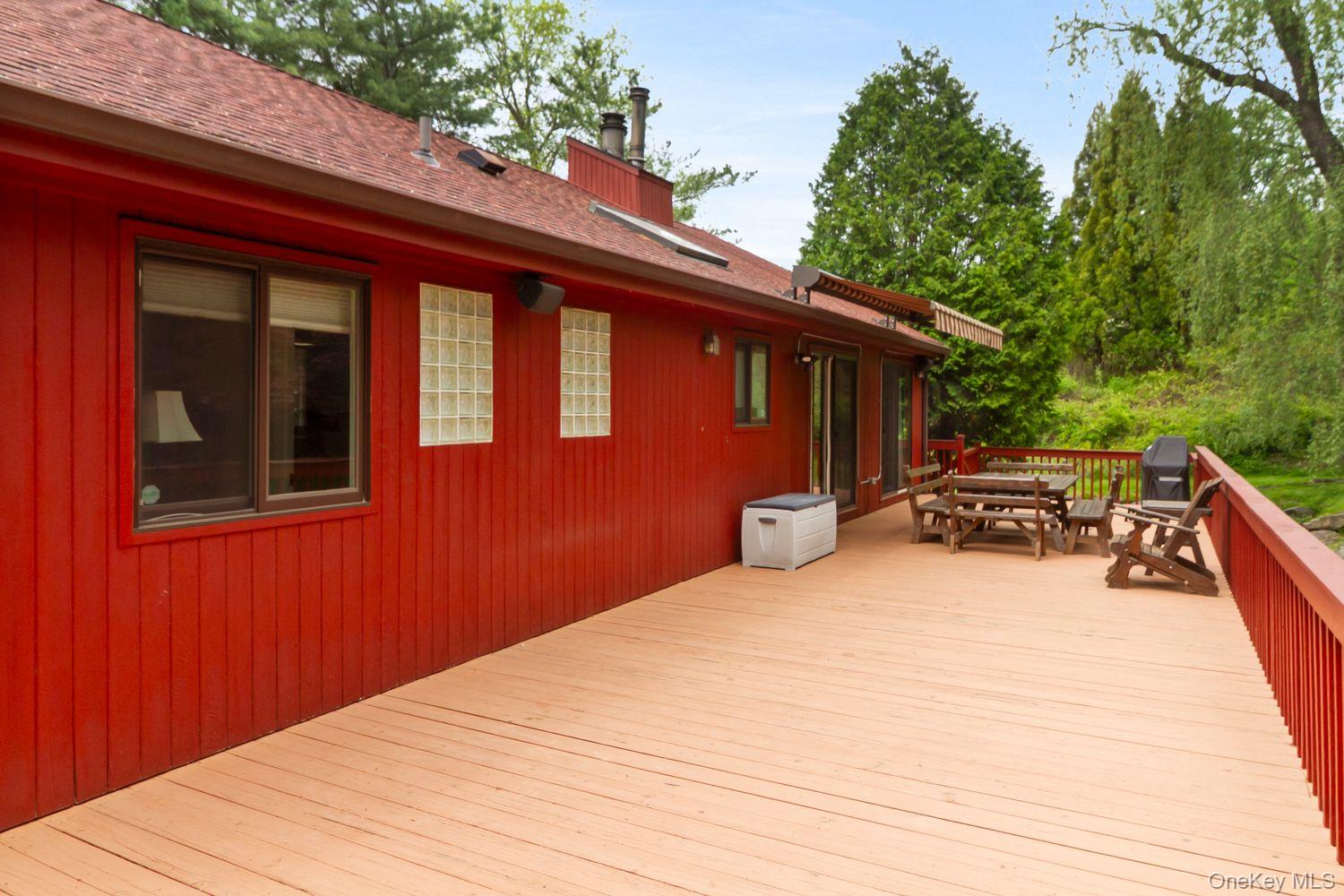 12 Ilana Court, Armonk, NY 10504