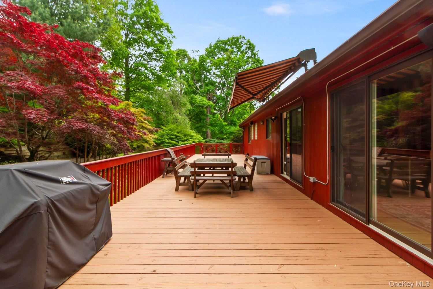 12 Ilana Court, Armonk, NY 10504