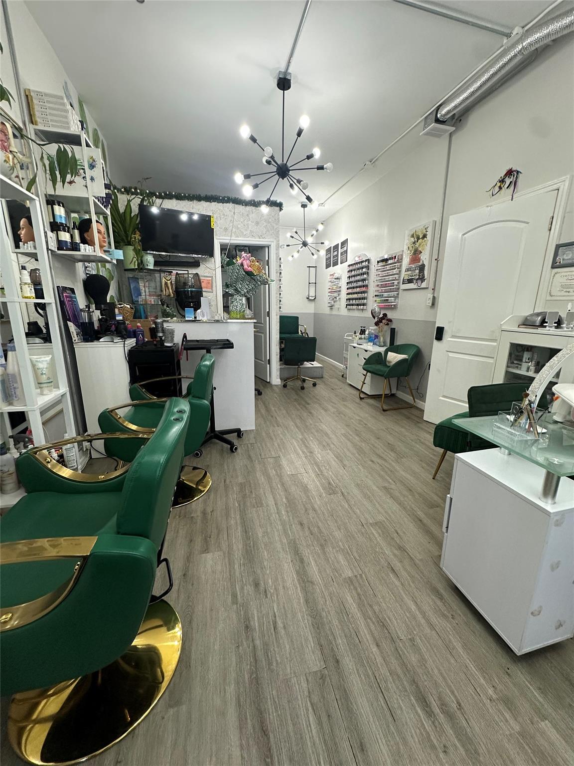244-08 Jericho Turnpike, Floral Park, NY 11001