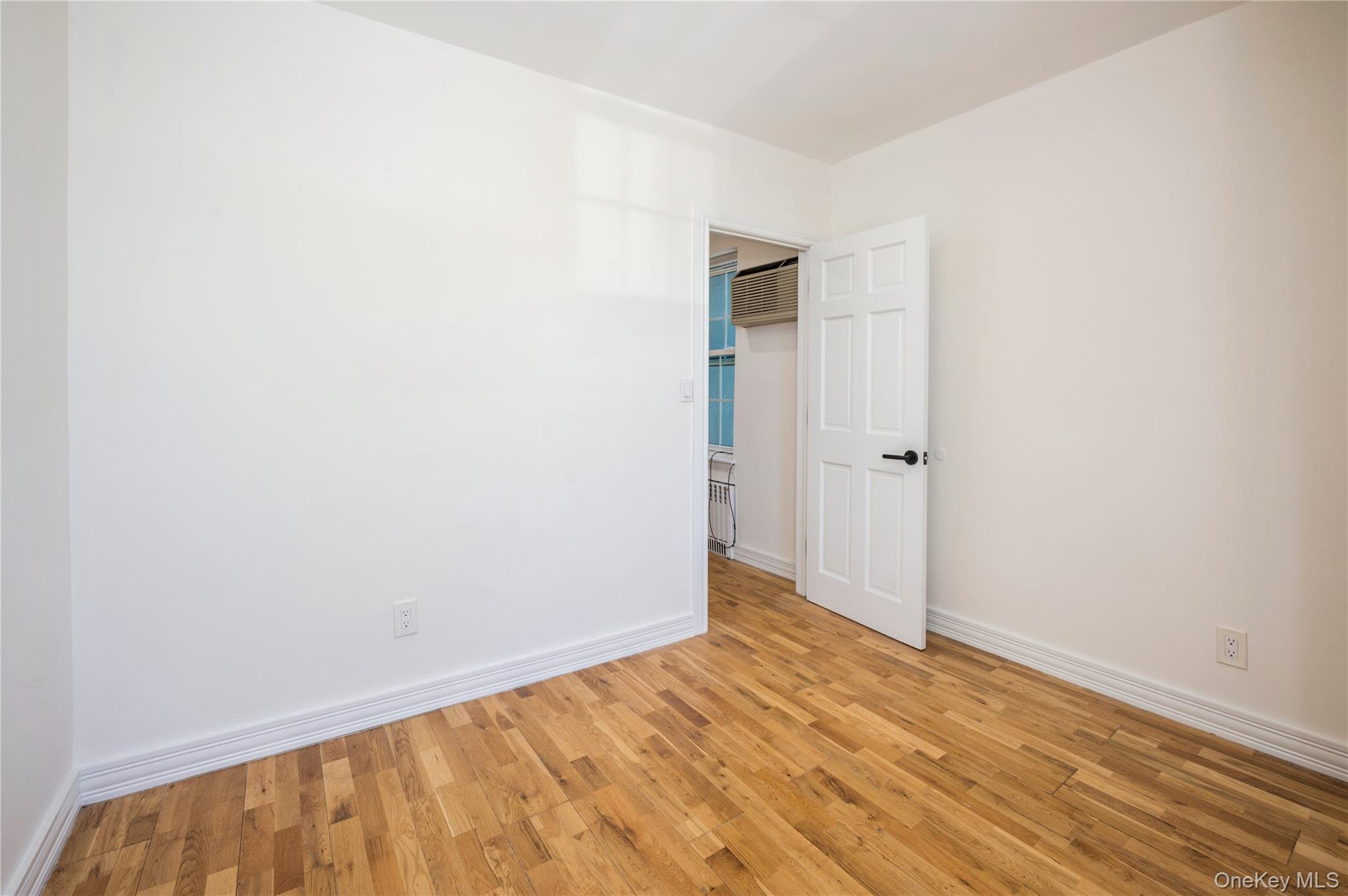 12 Bellew Avenue # Top Floor, Eastchester, NY 10709