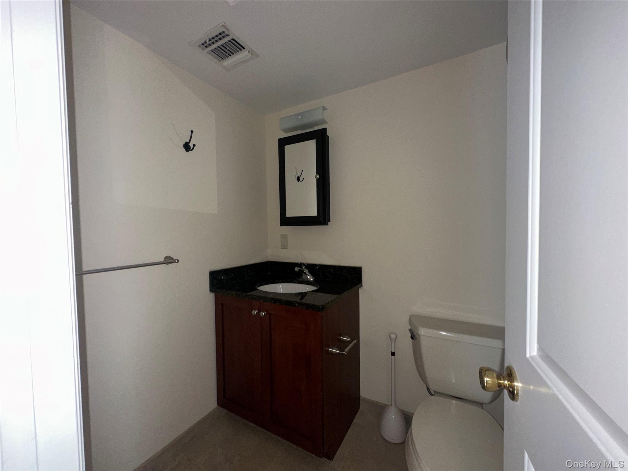 67 W Main Street # 203, Oyster Bay, NY 11771