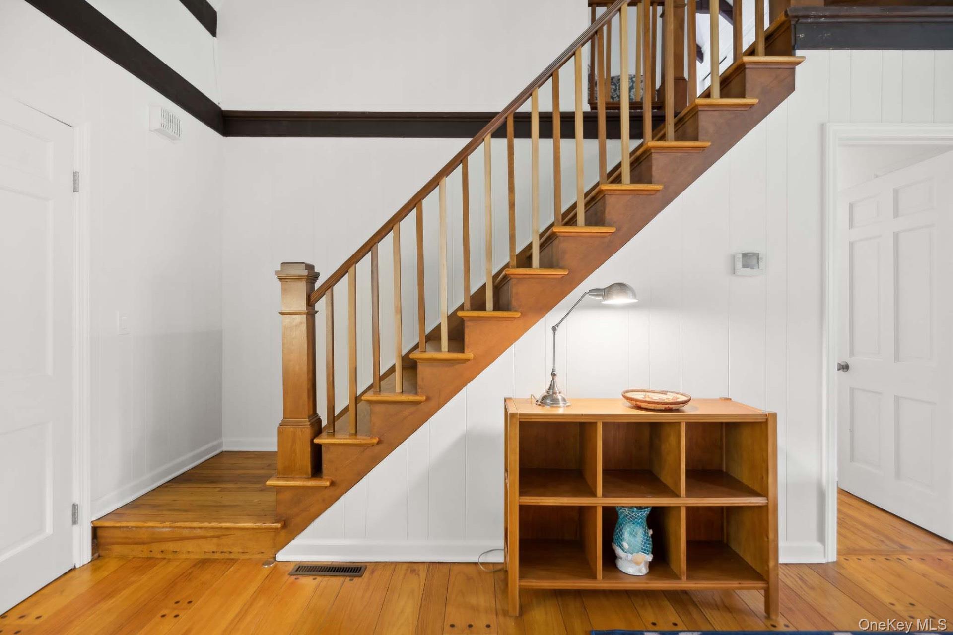 3 Foster Avenue, Hampton Bays, NY 11946