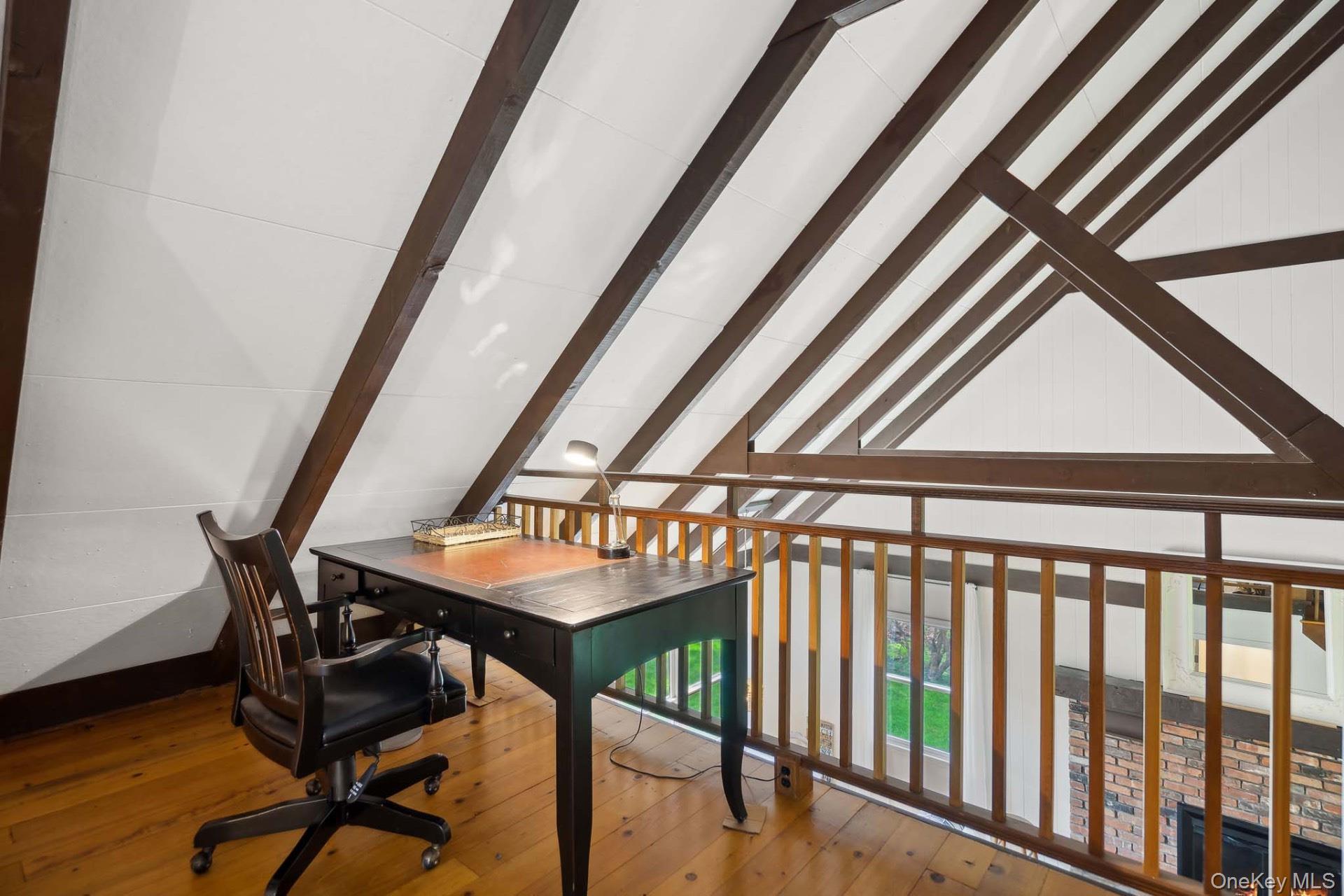 3 Foster Avenue, Hampton Bays, NY 11946